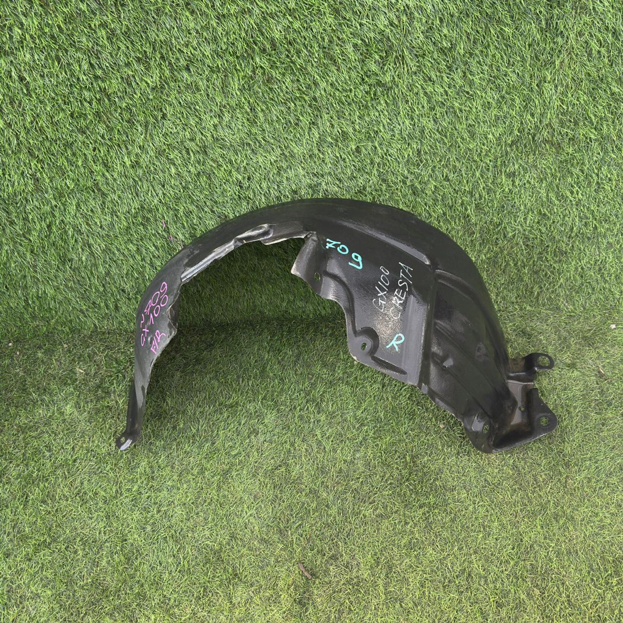 709 Подкрылок передний правый TOYOTA CRESTA GX100, 999 рублей, Невинномысск