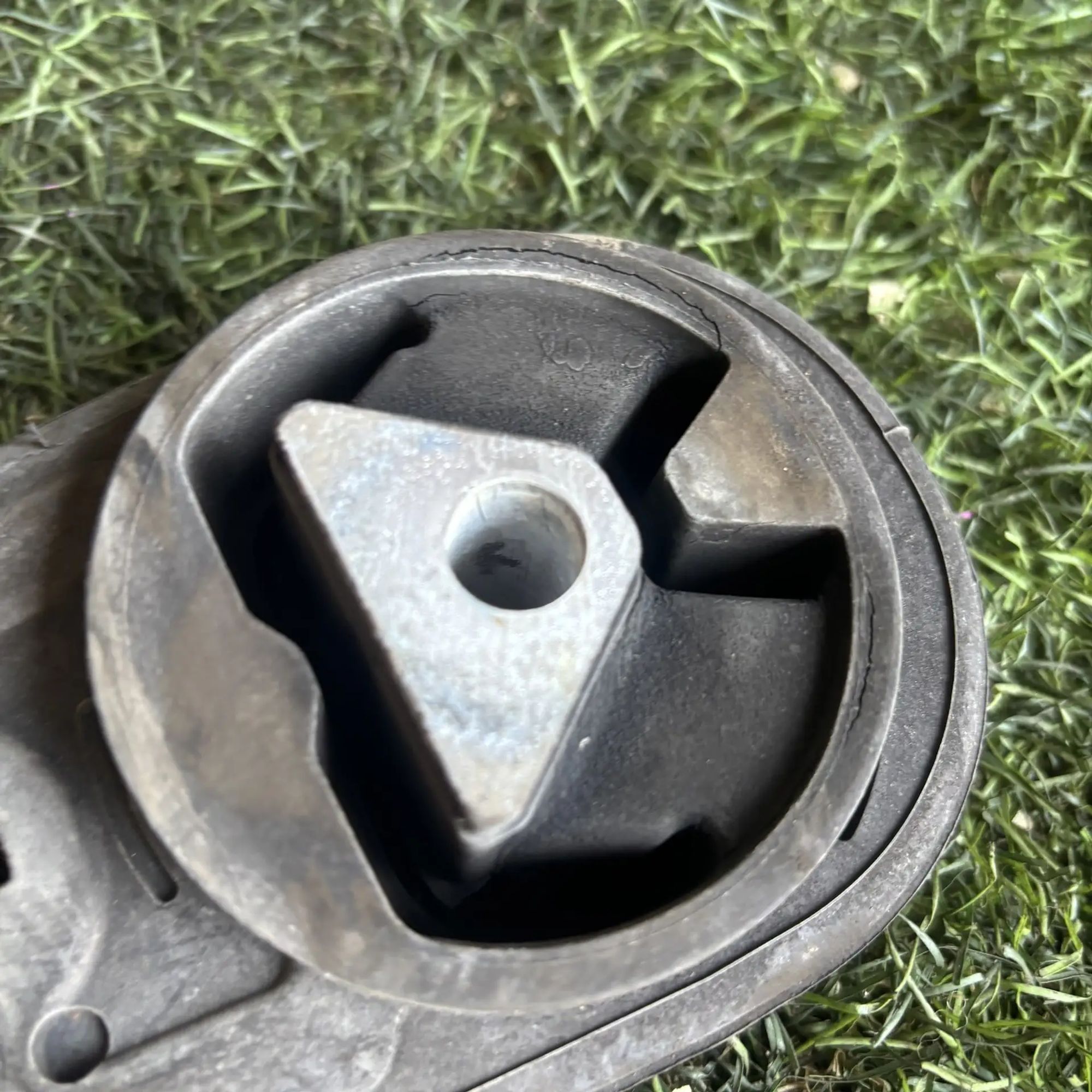 https://ycs.partsauto.market/partsauto-images/thmbs/userImages/772e461030aea93f4dbb6447c0f924d3/part/97ea3ec6-2f27-427e-84fe-cf45b8f0c5ad_1777098955766.jpg