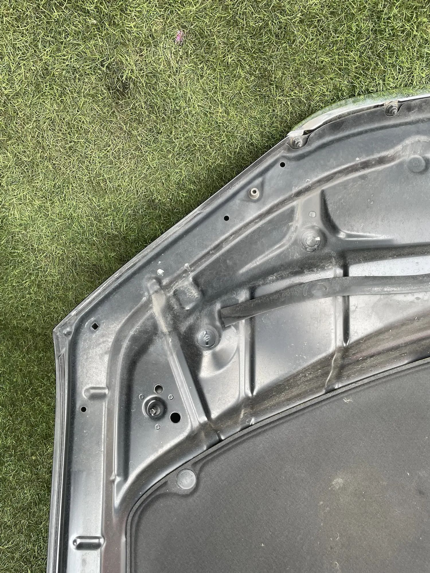 https://ycs.partsauto.market/partsauto-images/thmbs/userImages/772e461030aea93f4dbb6447c0f924d3/part/97f15a05-9898-41fb-b860-11663a17148f_1778251347290.jpg