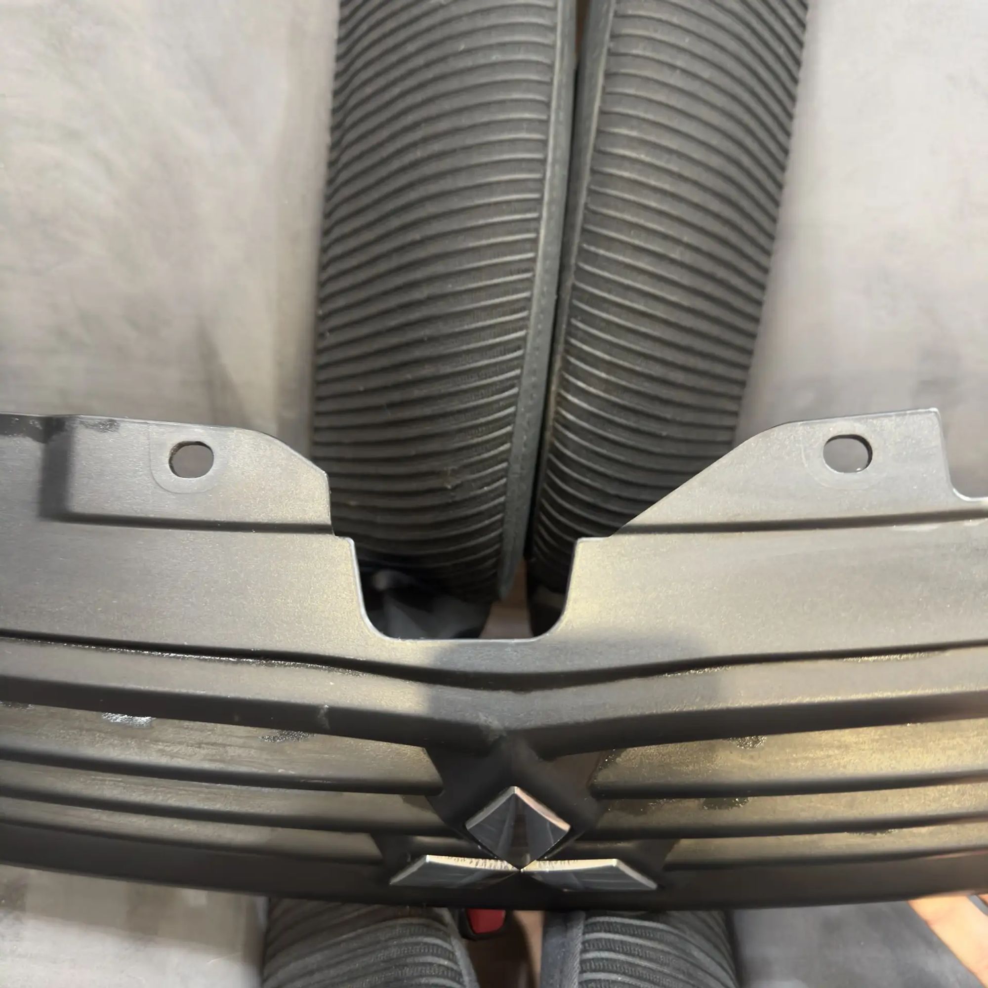 https://ycs.partsauto.market/partsauto-images/thmbs/userImages/772e461030aea93f4dbb6447c0f924d3/part/97f7c50c-ee5e-40dd-992c-08ac831b8622_1778072231954.jpg