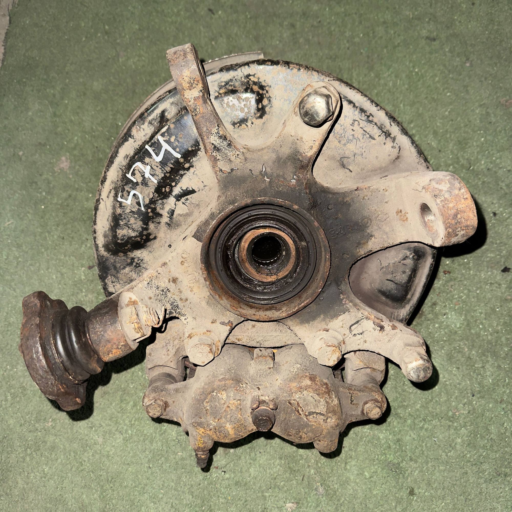 574 Ступица передняя левая NISSAN TERRANO D21, 9500 рублей, Невинномысск