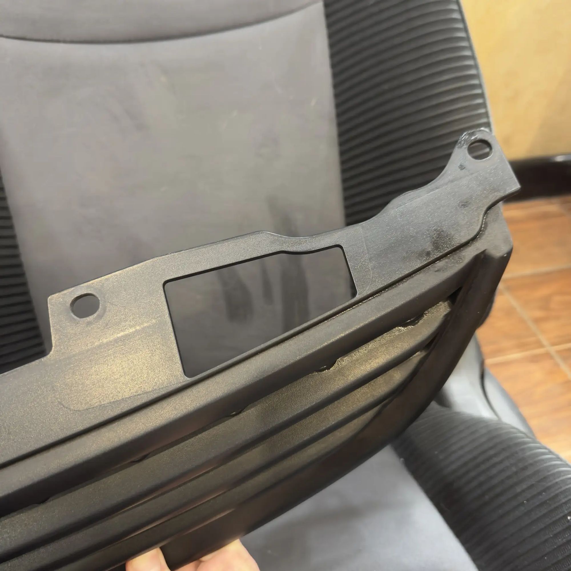 https://ycs.partsauto.market/partsauto-images/thmbs/userImages/772e461030aea93f4dbb6447c0f924d3/part/9878875b-e912-4bbb-ae36-1ba492e34bc3_1778072231840.jpg