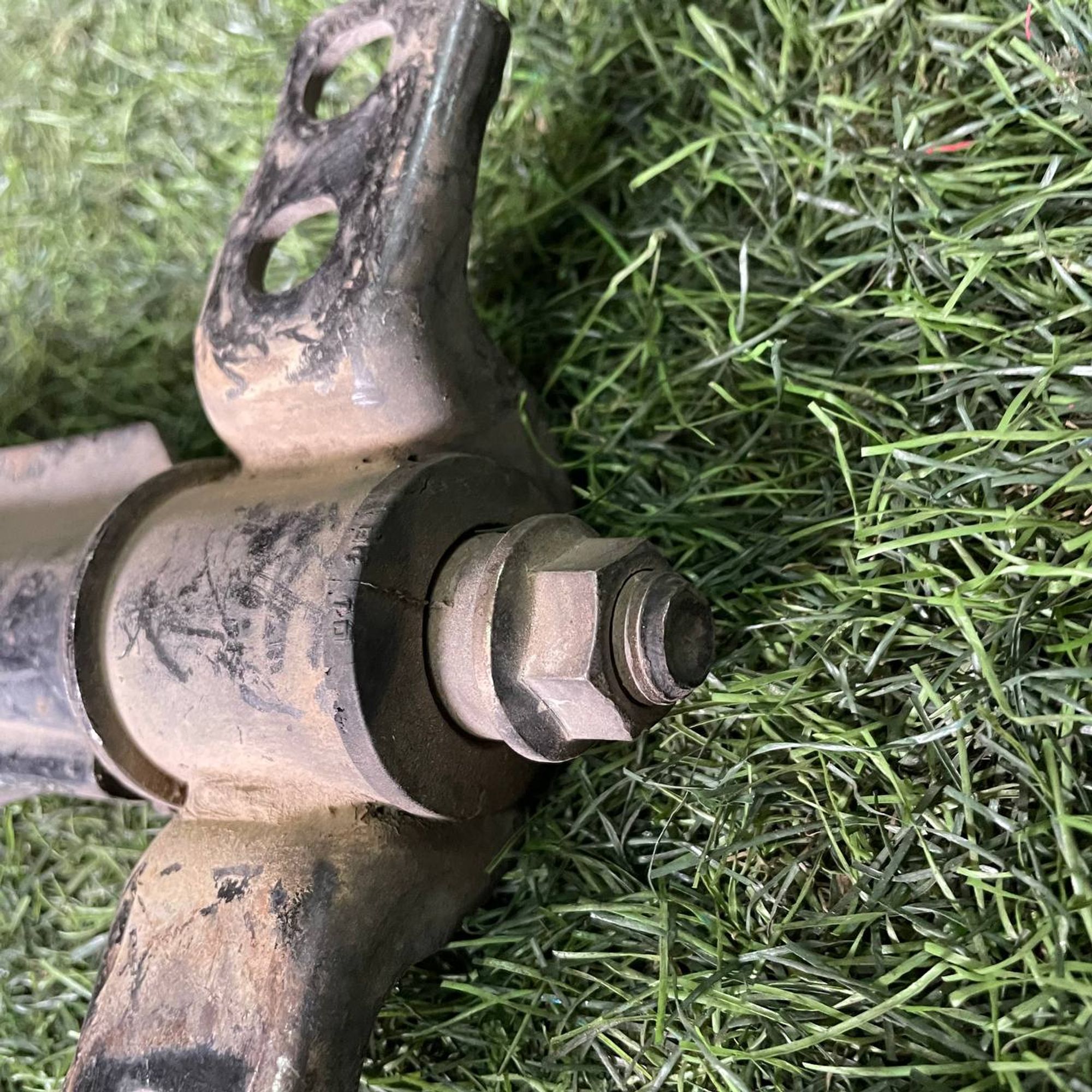 390 Рычаг передний левый нижний MAZDA FAMILIA BHALP, 1 рублей, Невинномысск