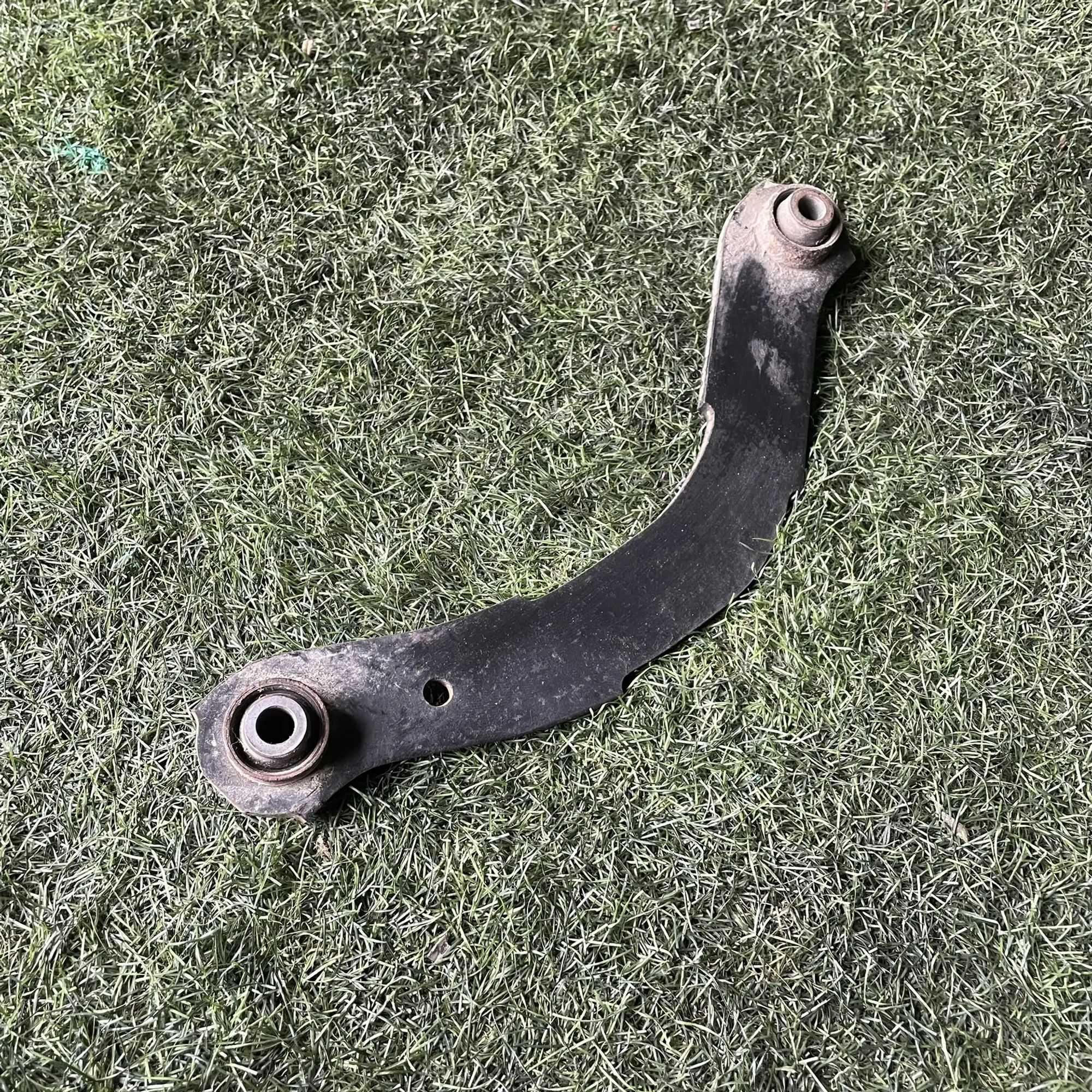 https://ycs.partsauto.market/partsauto-images/thmbs/userImages/772e461030aea93f4dbb6447c0f924d3/part/98b6f689-4c58-4e18-878c-07b79799d400_1776936121143.jpg