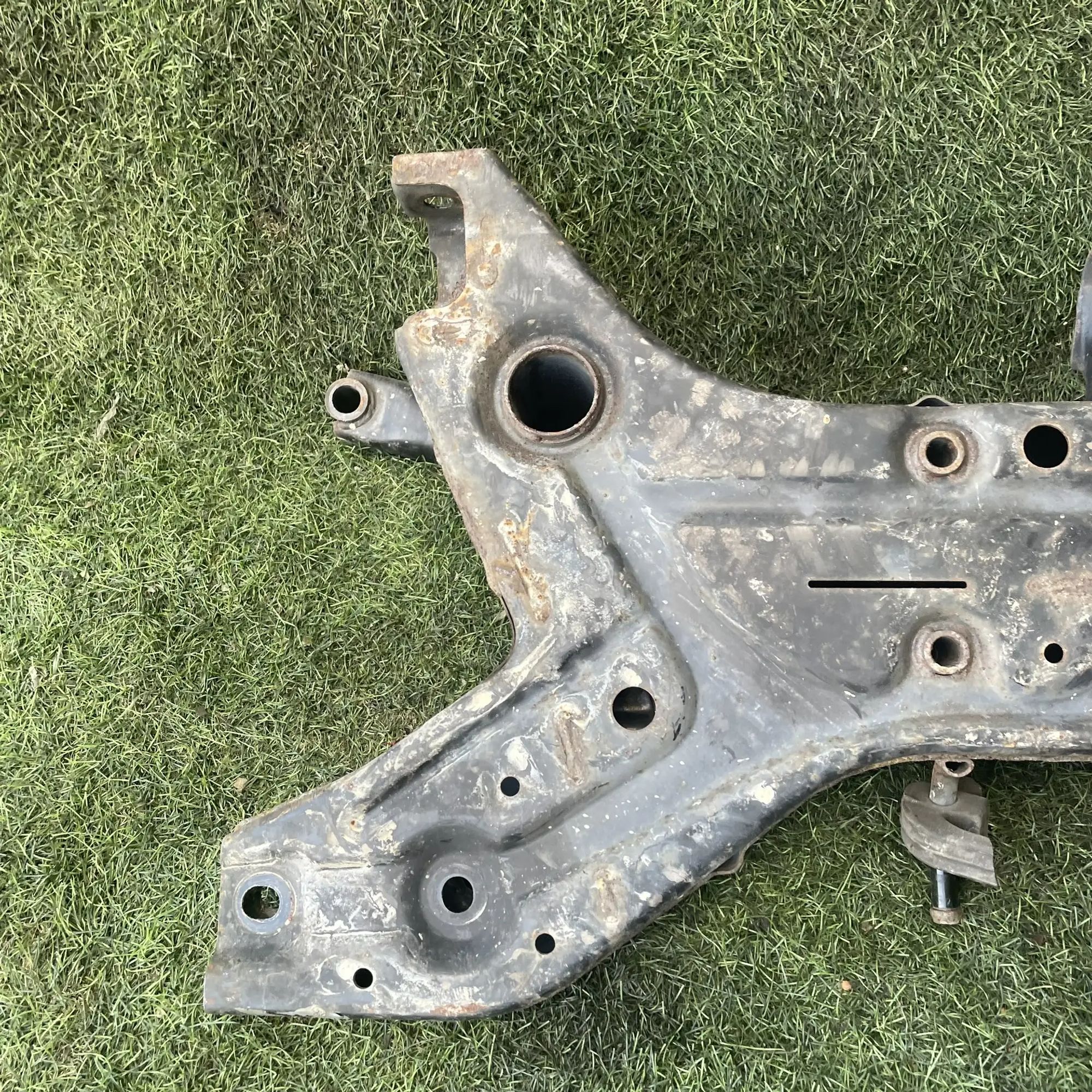 https://ycs.partsauto.market/partsauto-images/thmbs/userImages/772e461030aea93f4dbb6447c0f924d3/part/994a2728-fea2-4563-90dd-9846d127c011_1776851712093.jpg