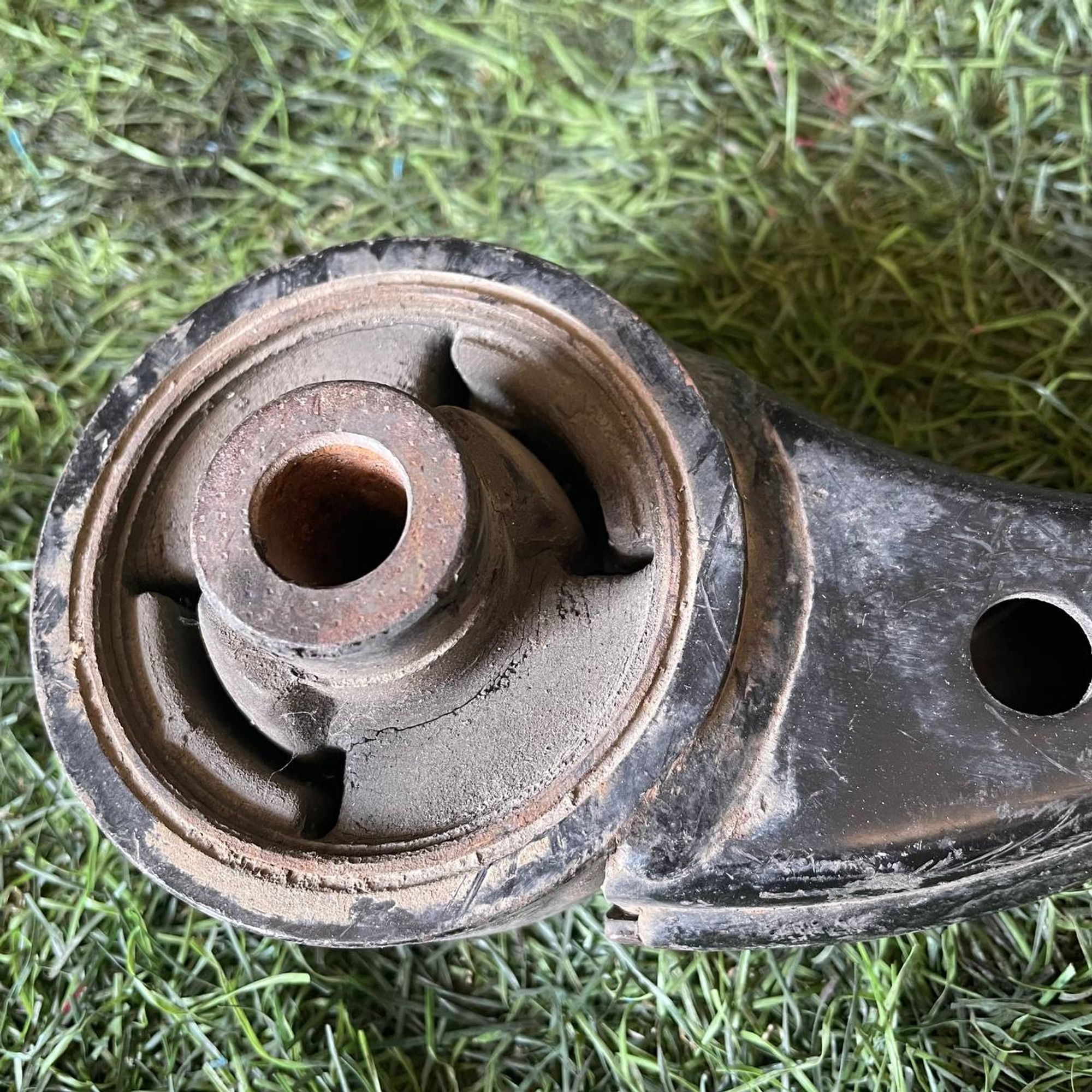 457 Рычаг передний правый нижний HONDA CIVIC EU1, 4000 рублей, Невинномысск