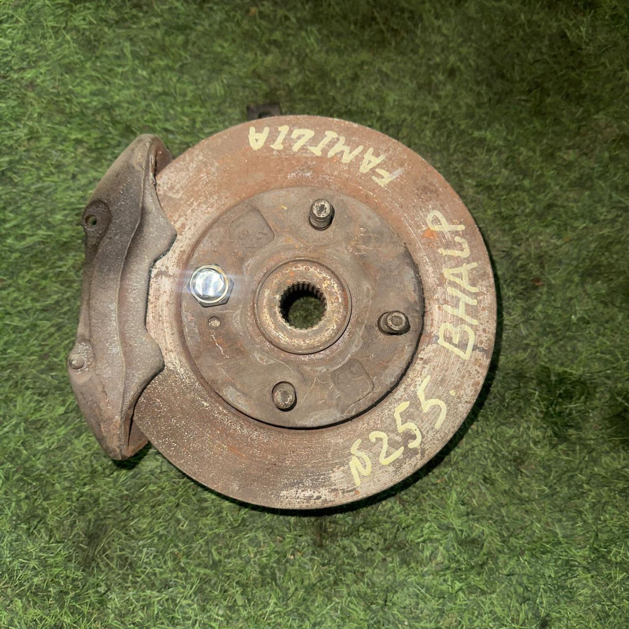 255 Ступица передняя левая MAZDA FAMILIA BHALP, 4500 рублей, Невинномысск