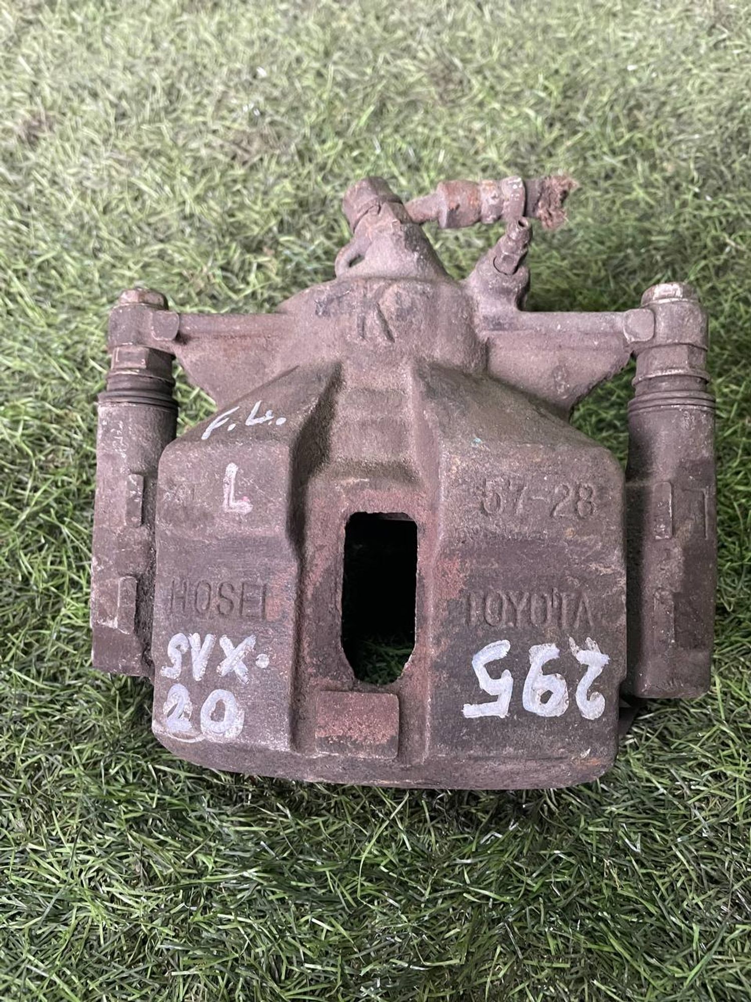 295 Суппорт тормозной передний левый TOYOTA CAMRY SVX20, 3000 рублей, Невинномысск