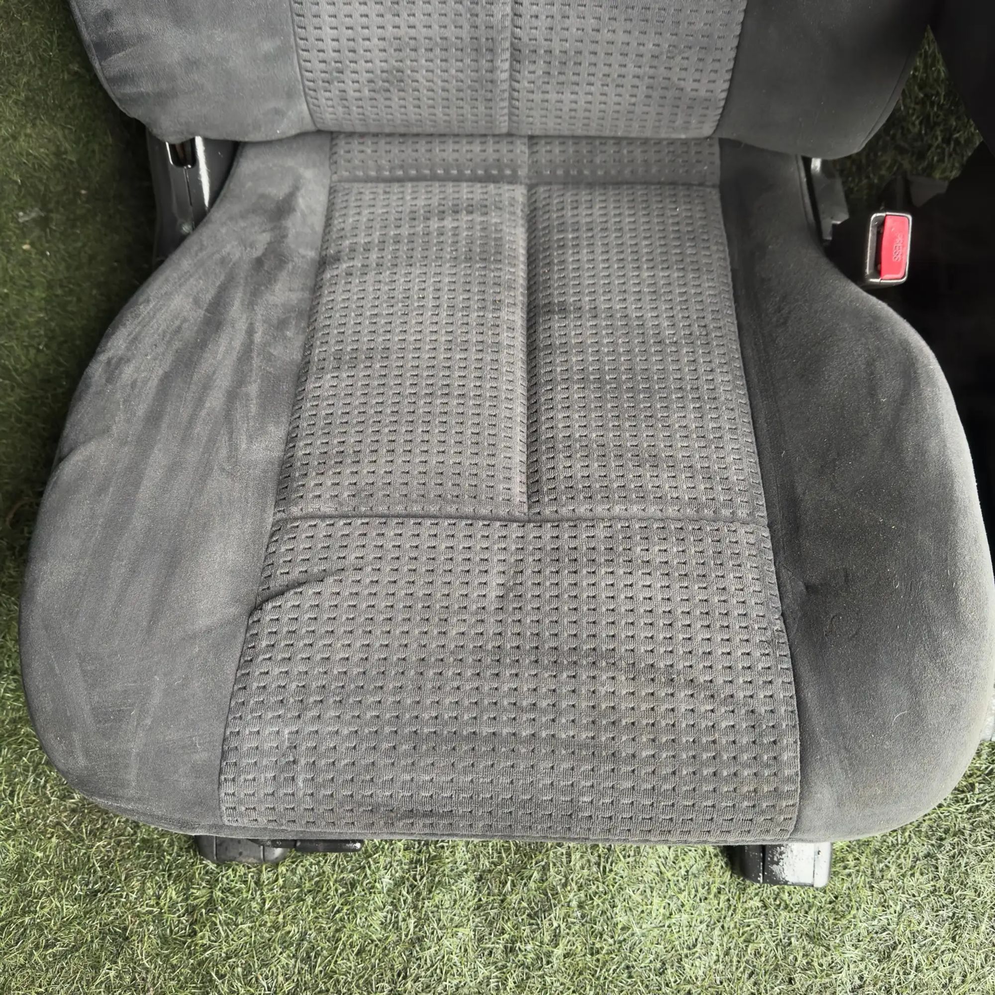 https://ycs.partsauto.market/partsauto-images/thmbs/userImages/772e461030aea93f4dbb6447c0f924d3/part/9a73df29-600e-4f0d-b254-099c71fbe858_1777965379240.jpg