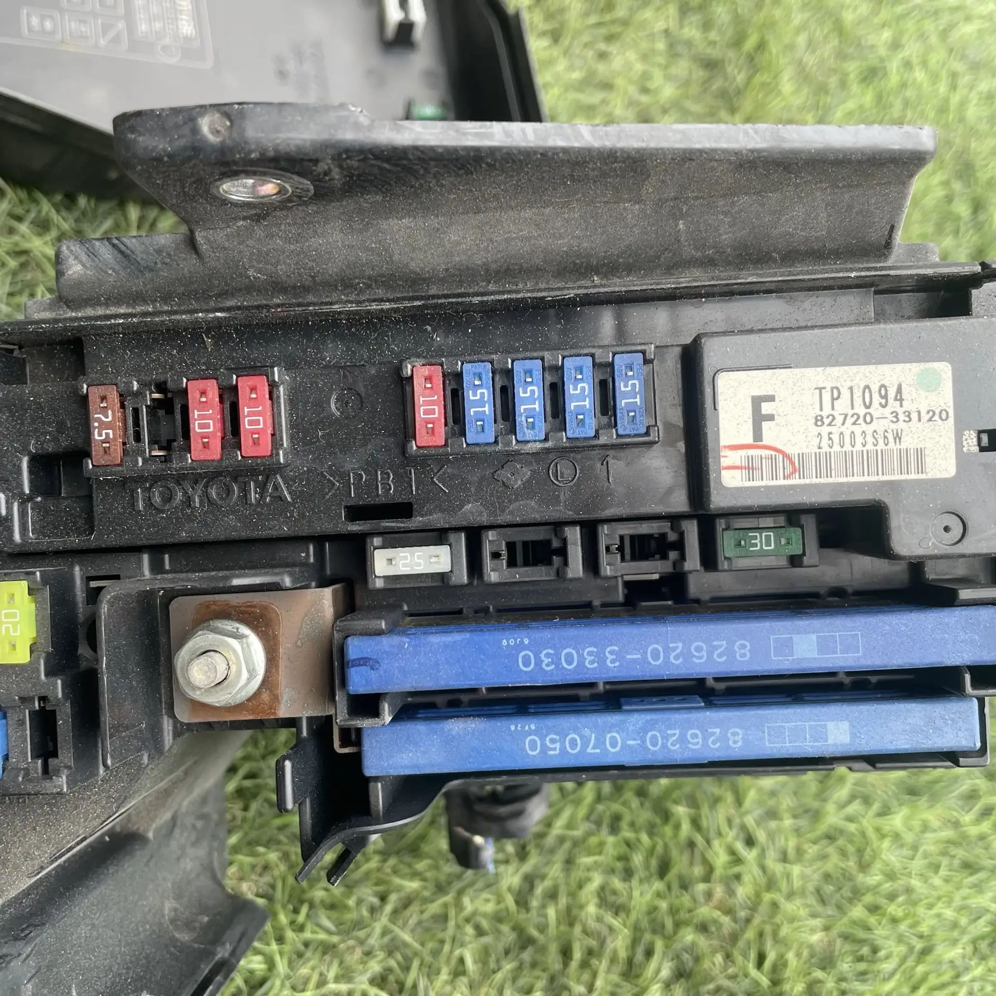 https://ycs.partsauto.market/partsauto-images/thmbs/userImages/772e461030aea93f4dbb6447c0f924d3/part/9ad74aab-91e4-41e3-bf9f-89ddec2580ee_1779102416330.jpg