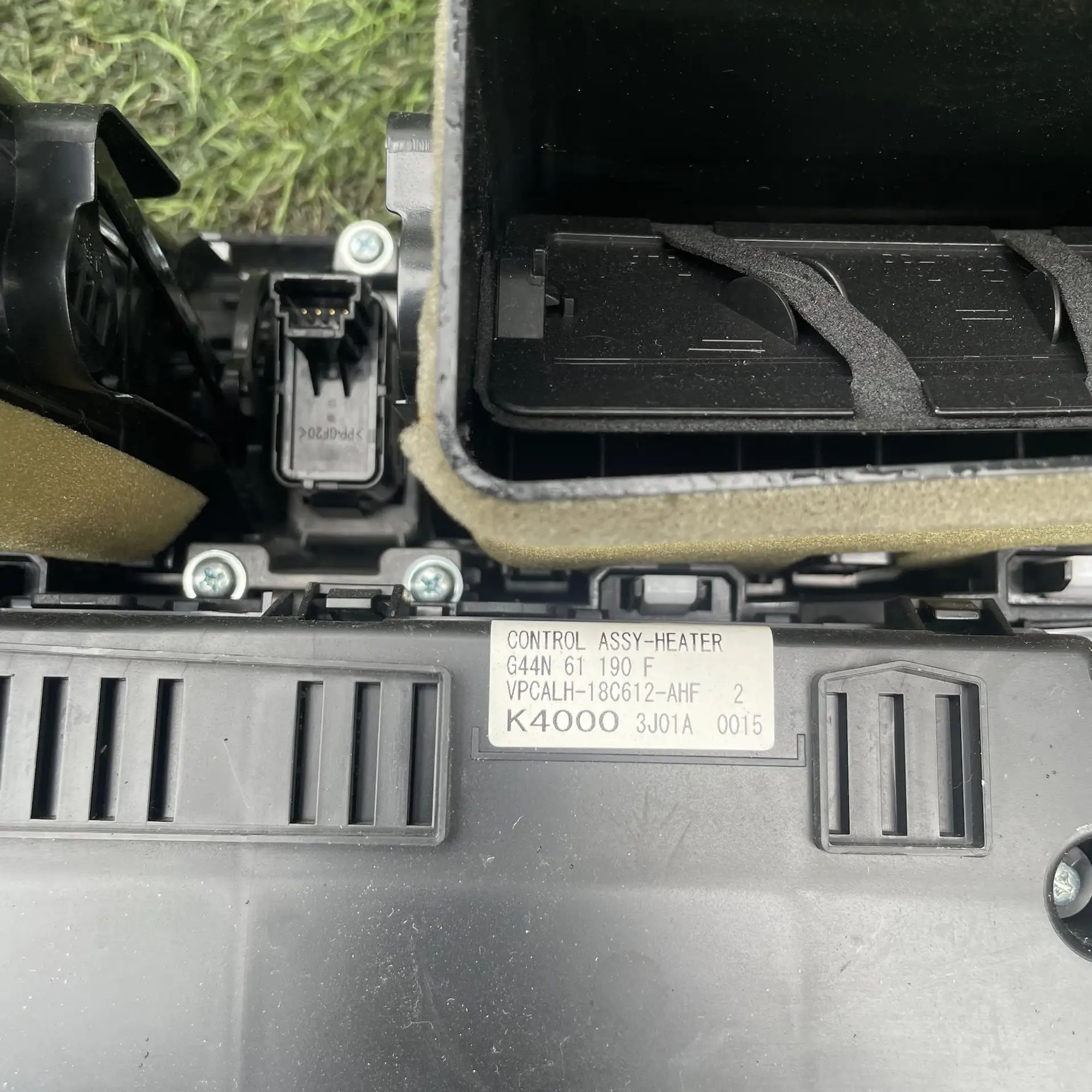 https://ycs.partsauto.market/partsauto-images/thmbs/userImages/772e461030aea93f4dbb6447c0f924d3/part/9afcd0bd-e4d6-43ef-bb9a-bdacdb98998e_1778922679645.jpg