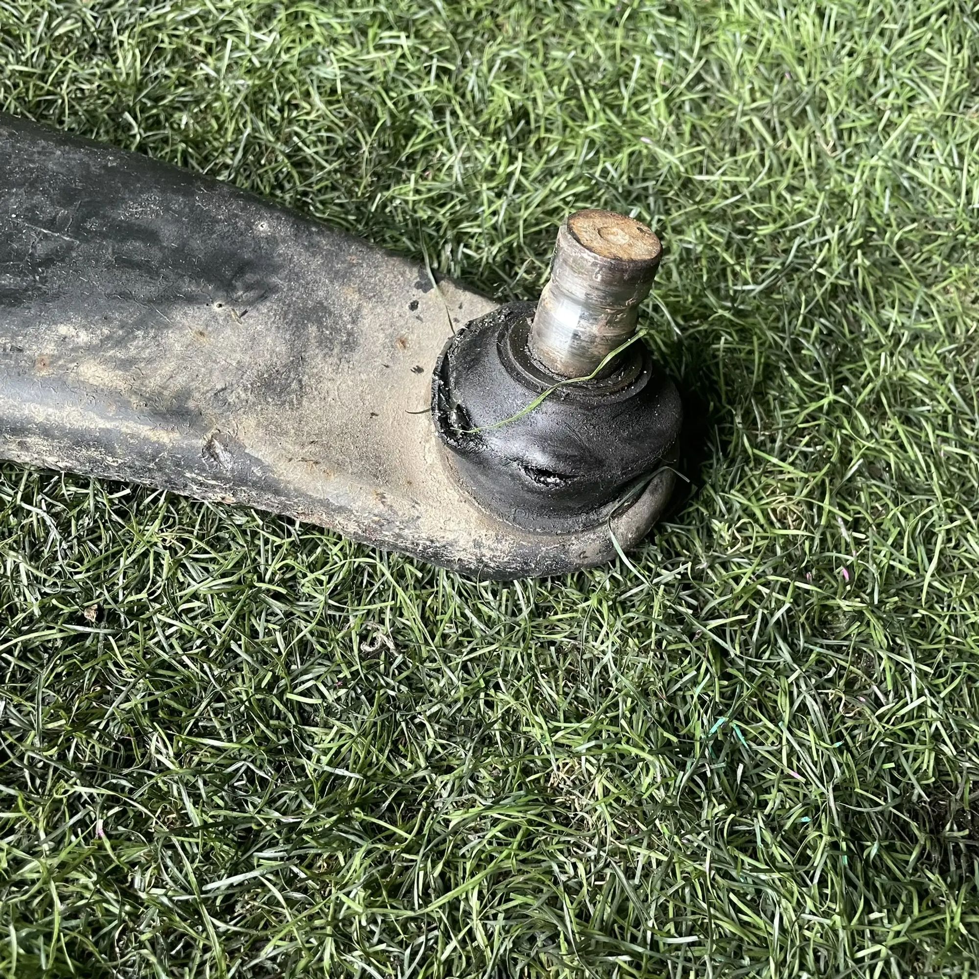 https://ycs.partsauto.market/partsauto-images/thmbs/userImages/772e461030aea93f4dbb6447c0f924d3/part/9b1dfef9-1e0c-435a-a004-596636aa7d60_1776936360911.jpg