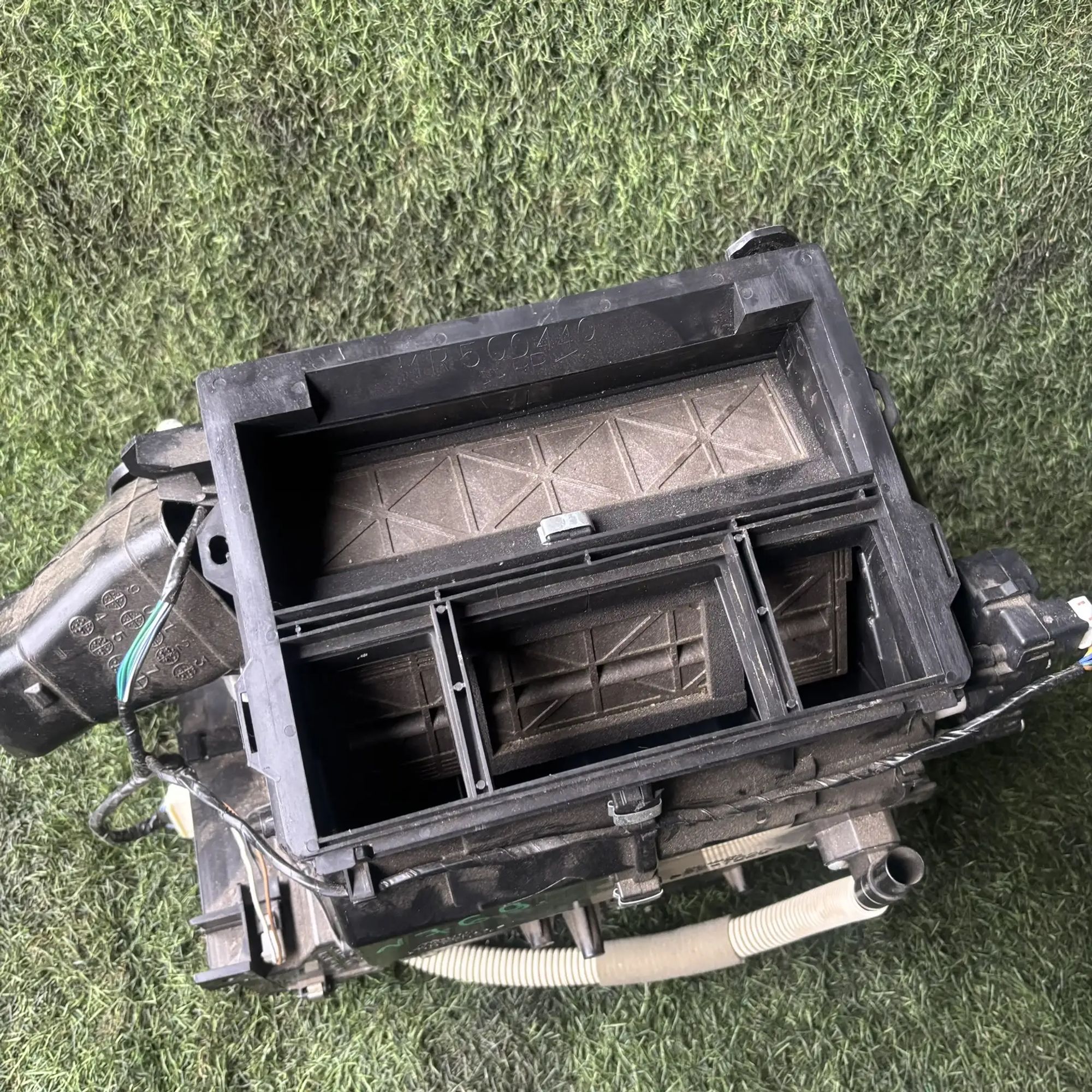 https://ycs.partsauto.market/partsauto-images/thmbs/userImages/772e461030aea93f4dbb6447c0f924d3/part/9b5c2b2f-29b8-48ac-ab2b-711dff92deaa_1776932990288.jpg