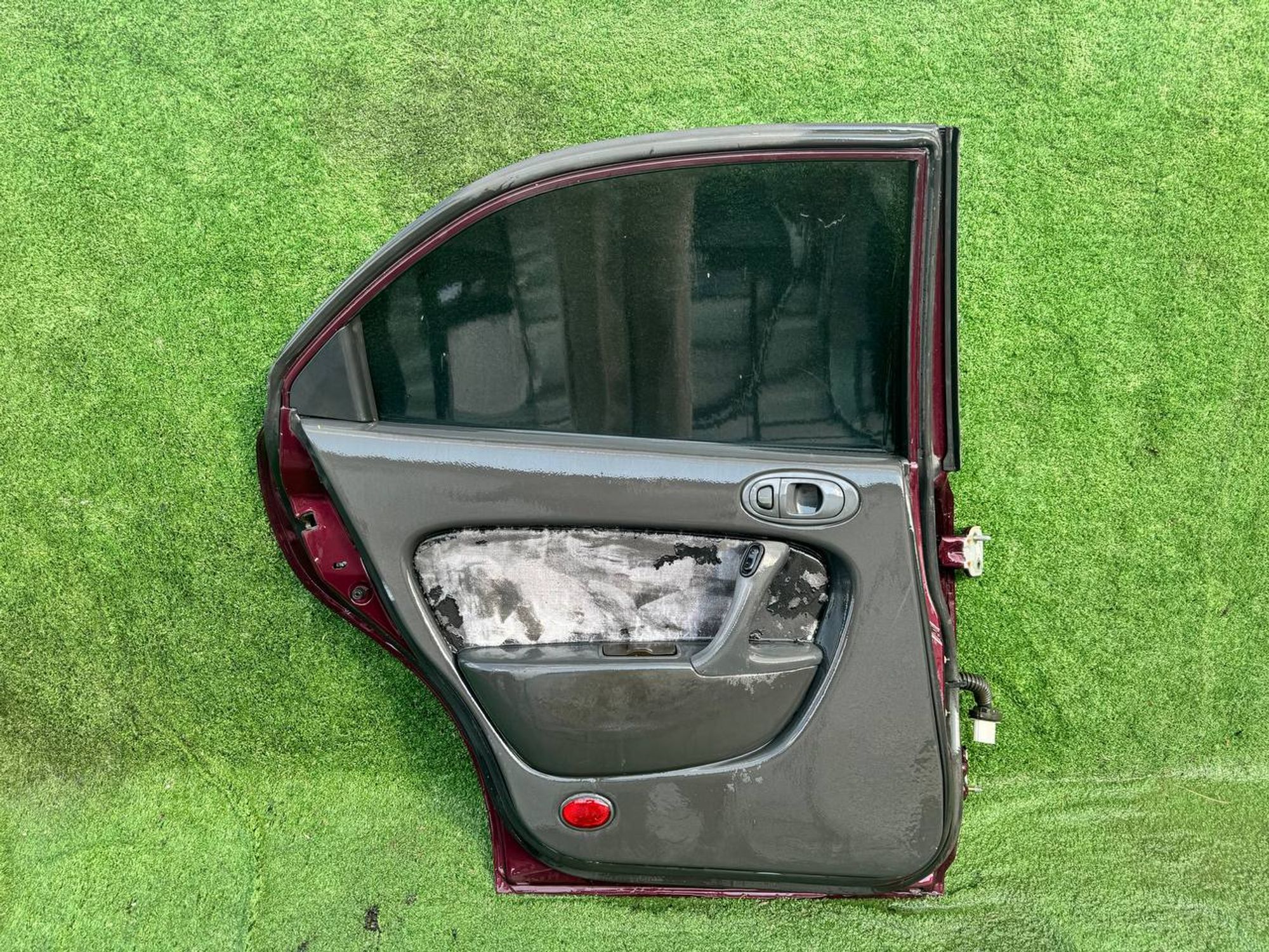 2033 дверь на MAZDA XEDOS 6, 5500 рублей, Невинномысск