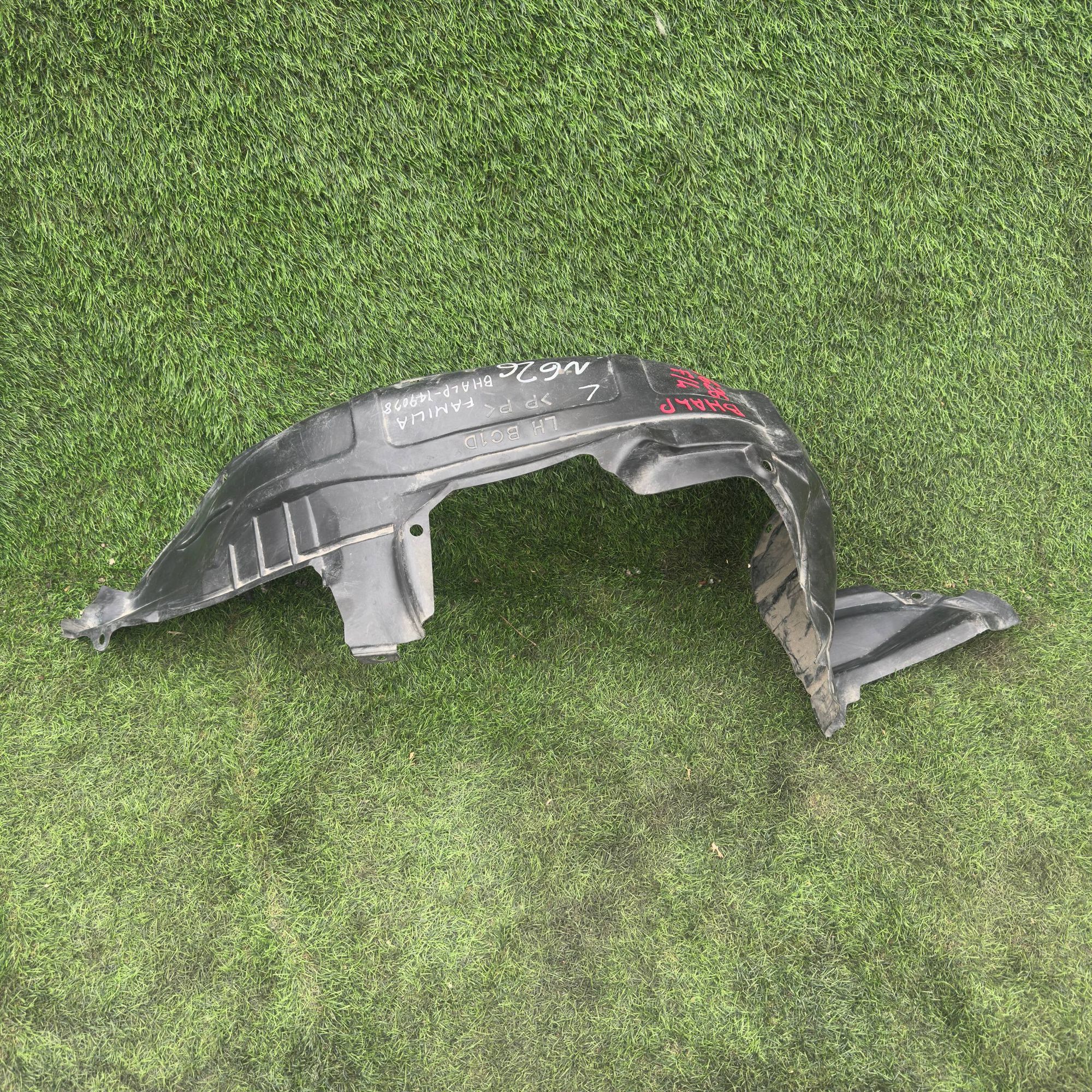 626 Подкрылок передний левый MAZDA FAMILIA BHALP, 999 рублей, Невинномысск