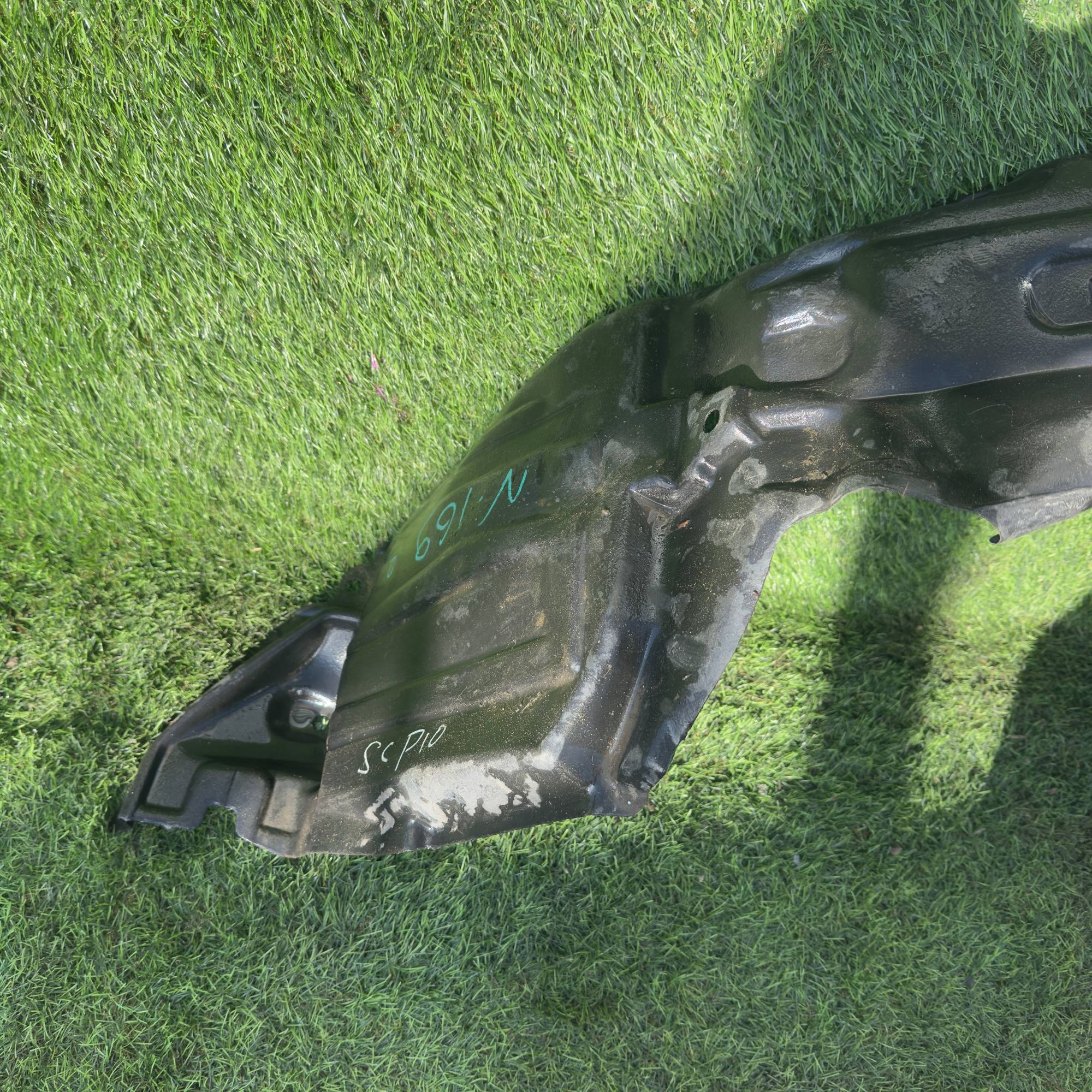 169 Подкрылок передний правый Toyota Vitz SCP10, 3000 рублей, Невинномысск