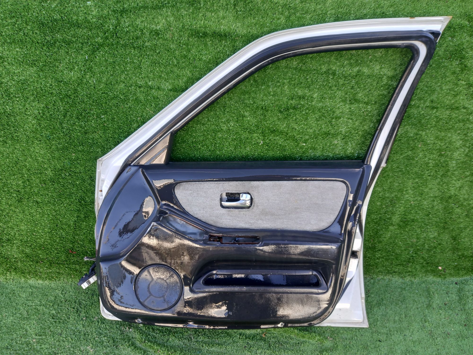 1299 дверь на NISSAN SKYLINE HR33, 7000 рублей, Невинномысск