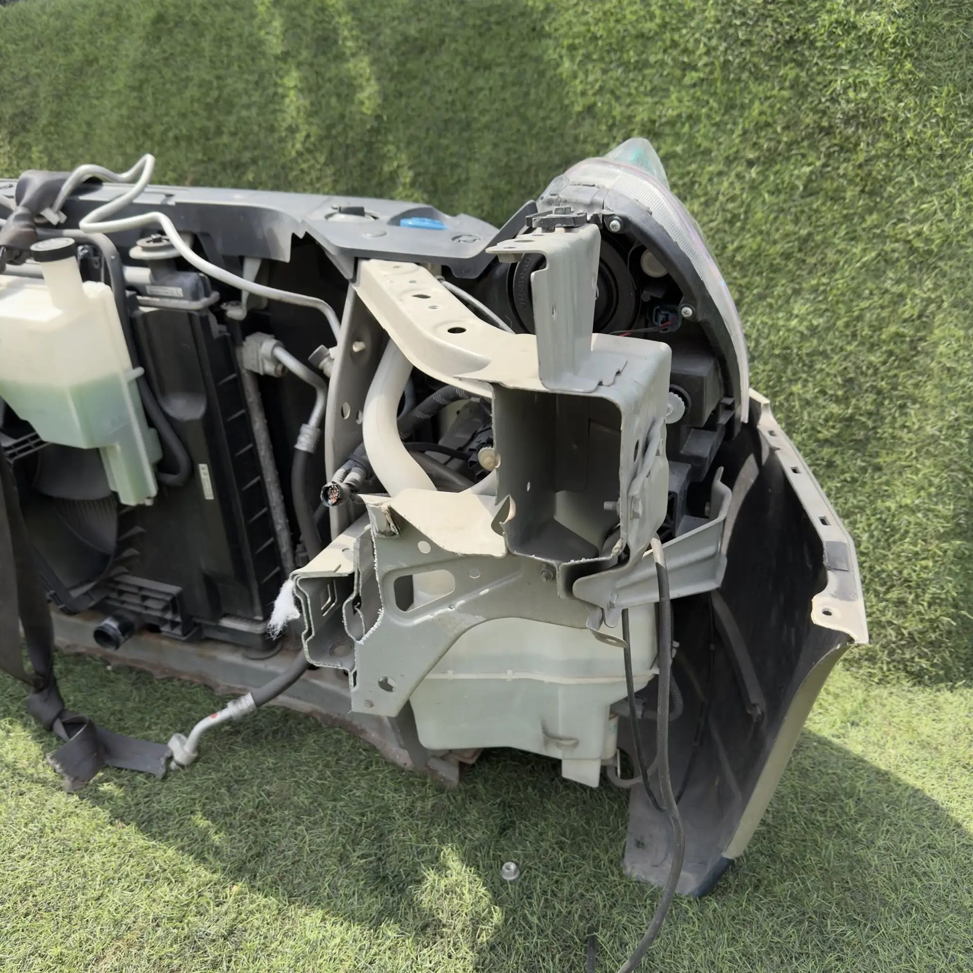 https://ycs.partsauto.market/partsauto-images/thmbs/userImages/772e461030aea93f4dbb6447c0f924d3/part/9c102354-3a66-4a84-88fa-95b59f9f5890_1778159030310.jpg