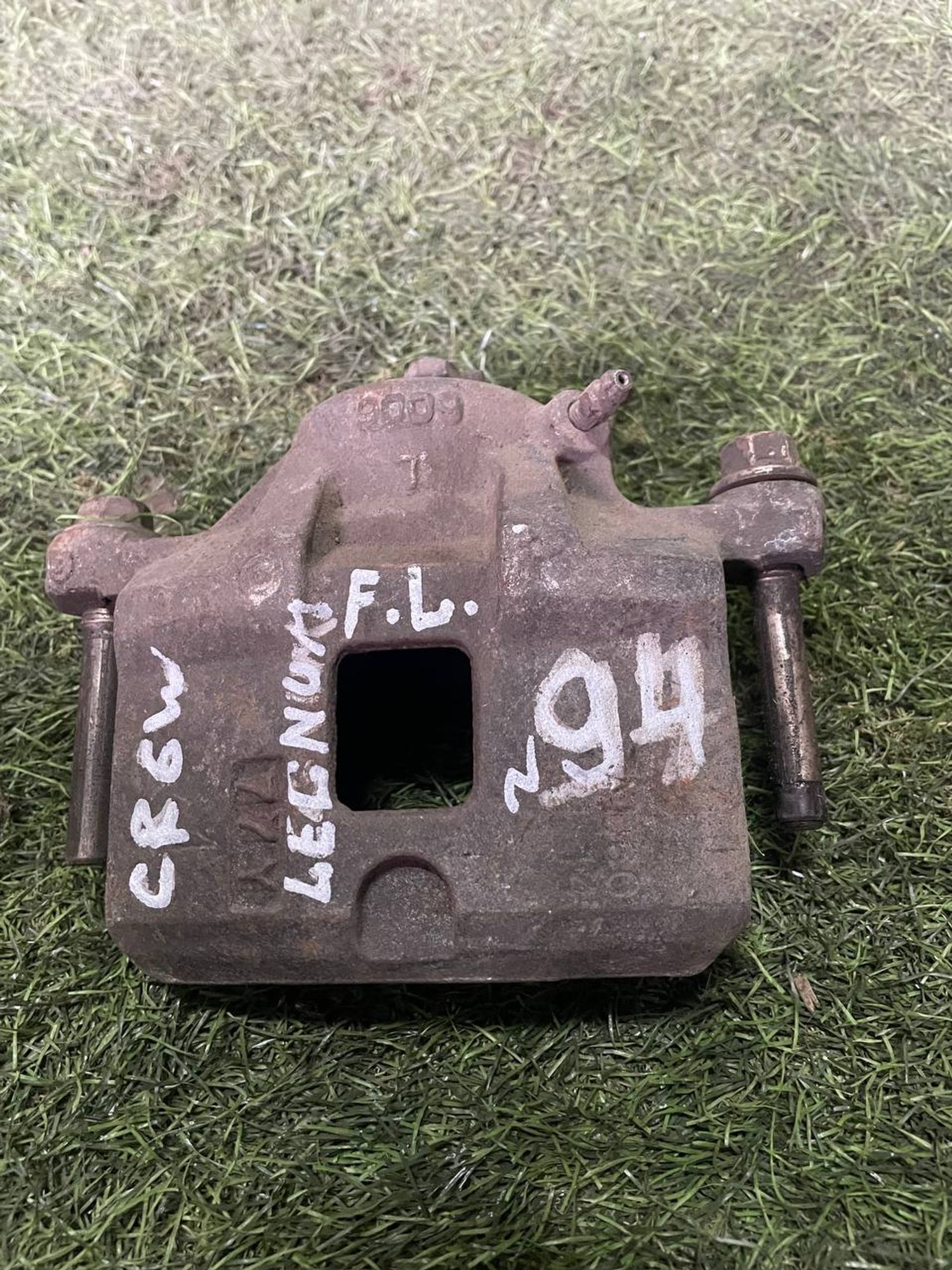 94 Суппорт тормозной передний левый MITSUBISHI LEGNUM EA1W, 3000 рублей, Невинномысск