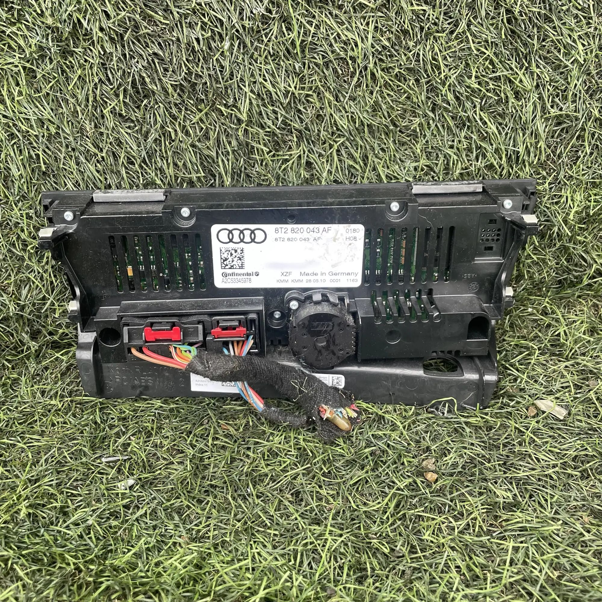 https://ycs.partsauto.market/partsauto-images/thmbs/userImages/772e461030aea93f4dbb6447c0f924d3/part/9c60961b-44ce-4a52-b0a3-6558ed08bb68_1778922122121.jpg