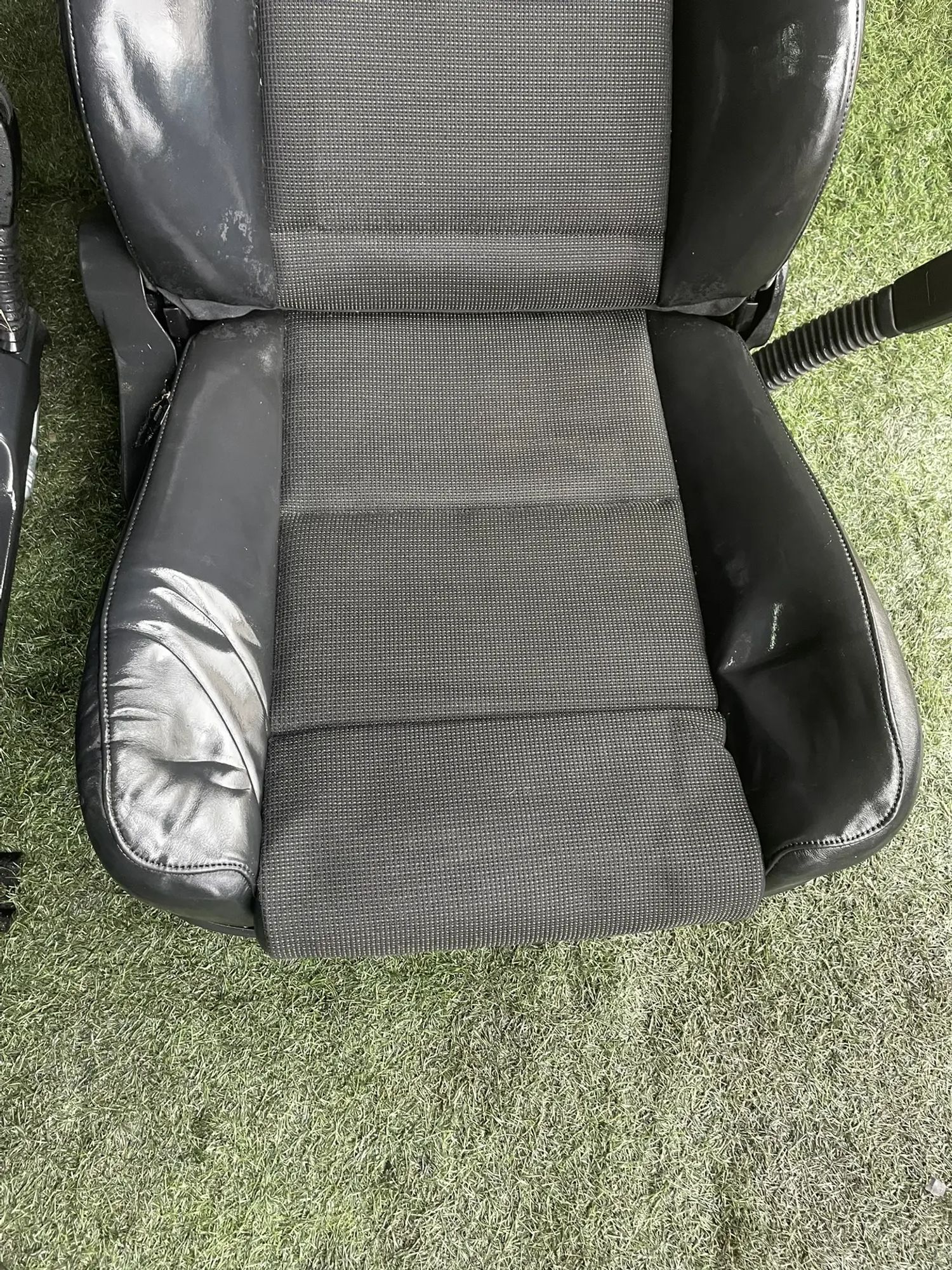 https://ycs.partsauto.market/partsauto-images/thmbs/userImages/772e461030aea93f4dbb6447c0f924d3/part/9c7209bd-bbda-4569-9288-bb41ef0b43e7_1777968249794.jpg
