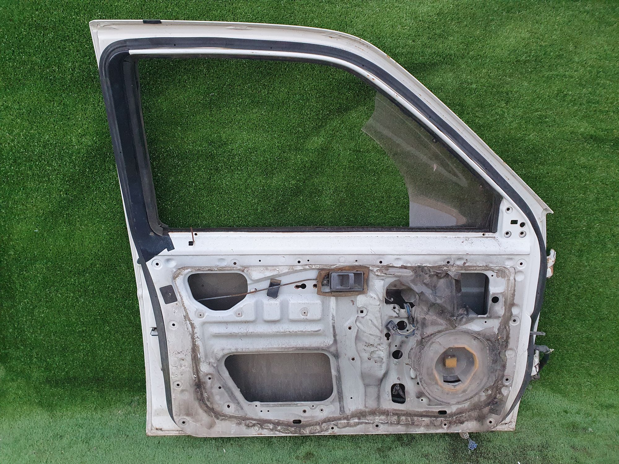 1018 дверь на NISSAN TERRANO D21, 6500 рублей, Невинномысск