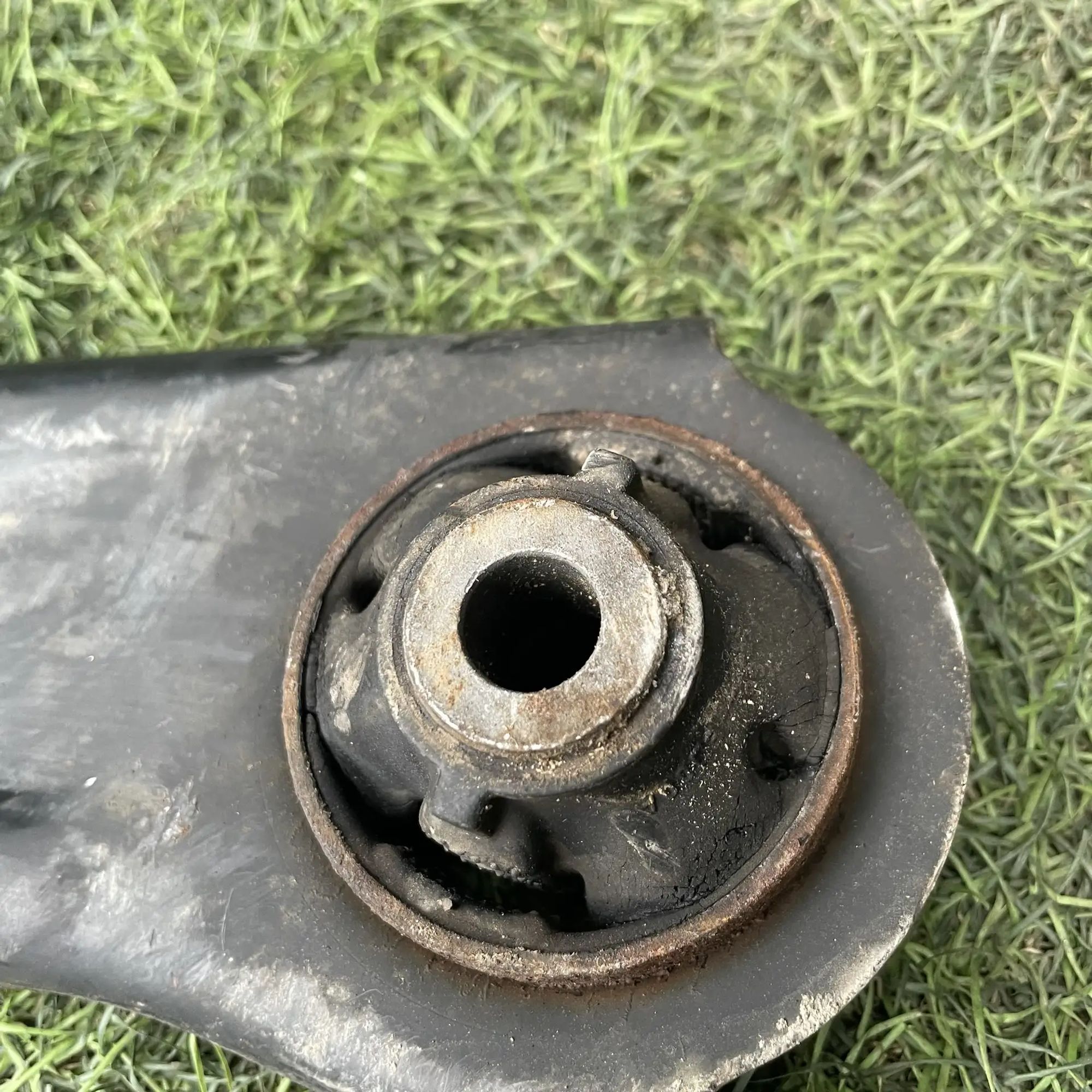 https://ycs.partsauto.market/partsauto-images/thmbs/userImages/772e461030aea93f4dbb6447c0f924d3/part/9c8236eb-f2f8-4cd1-84e9-8736f52e7842_1779198837577.jpg