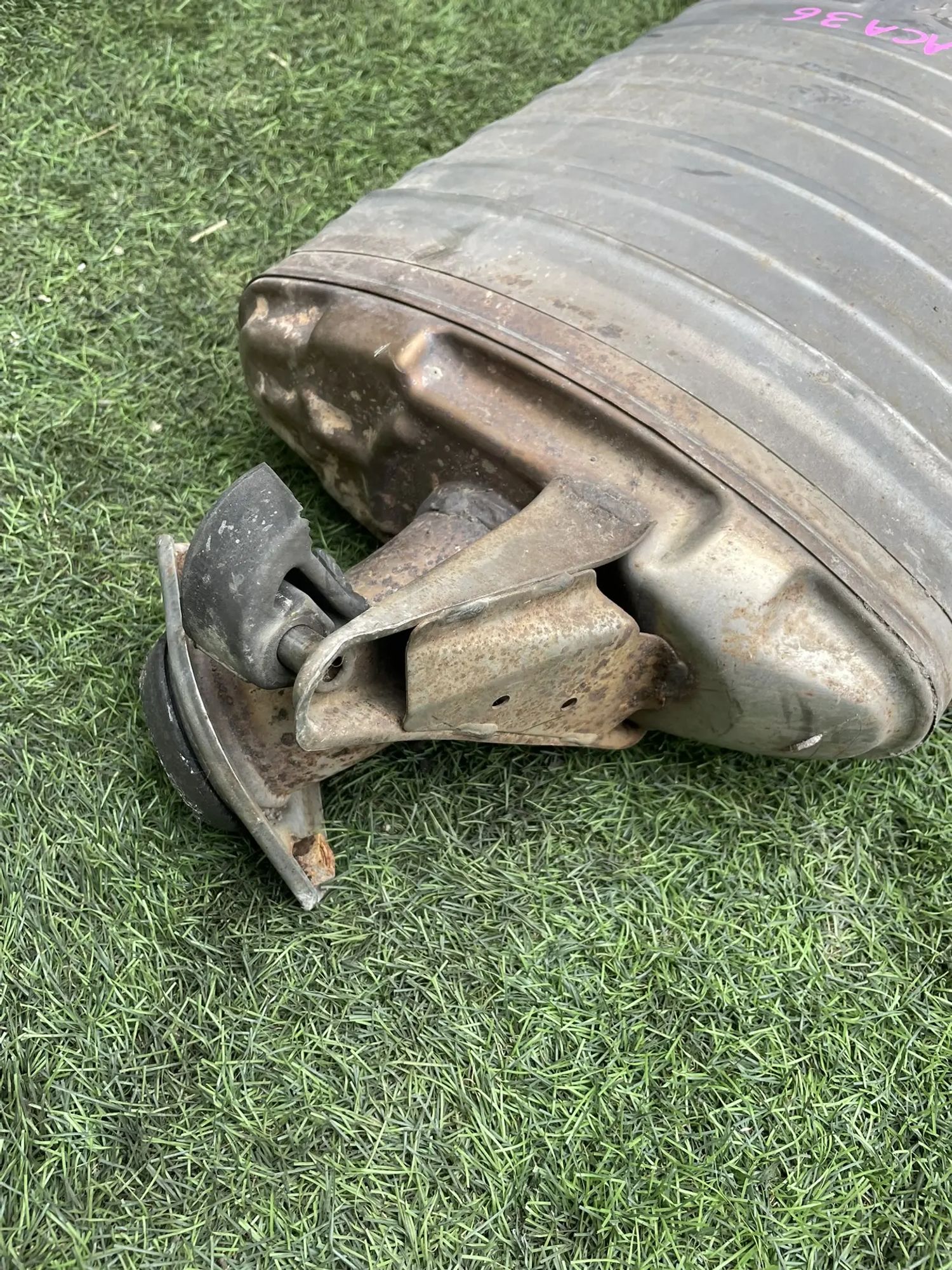 https://ycs.partsauto.market/partsauto-images/thmbs/userImages/772e461030aea93f4dbb6447c0f924d3/part/9c966a55-e9dd-48af-8cdc-331c49fa9134_1775466198319.jpg