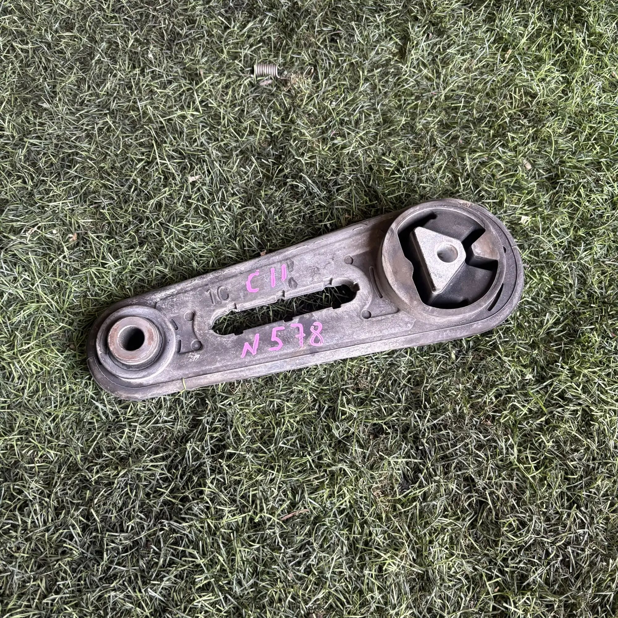 https://ycs.partsauto.market/partsauto-images/thmbs/userImages/772e461030aea93f4dbb6447c0f924d3/part/9d130047-7e7b-492b-8453-5ca9c1f8998e_1777098957198.jpg