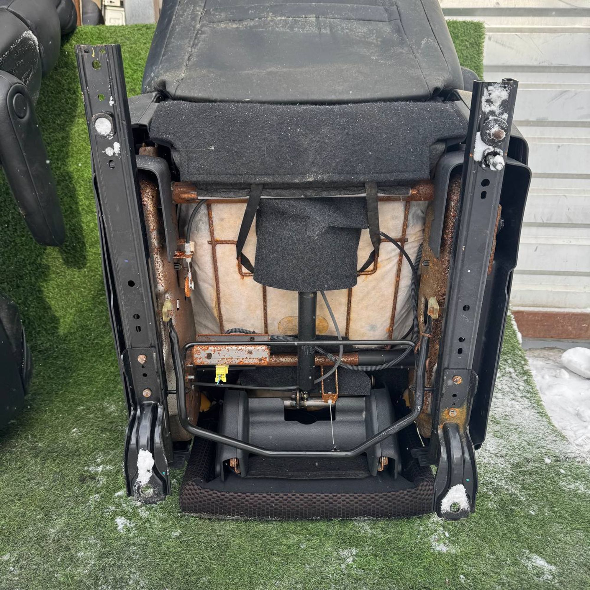 https://ycs.partsauto.market/partsauto-images/thmbs/userImages/772e461030aea93f4dbb6447c0f924d3/part/9d1e10c6-2fa4-473d-b341-84d338d26760_1740204974598.jpg