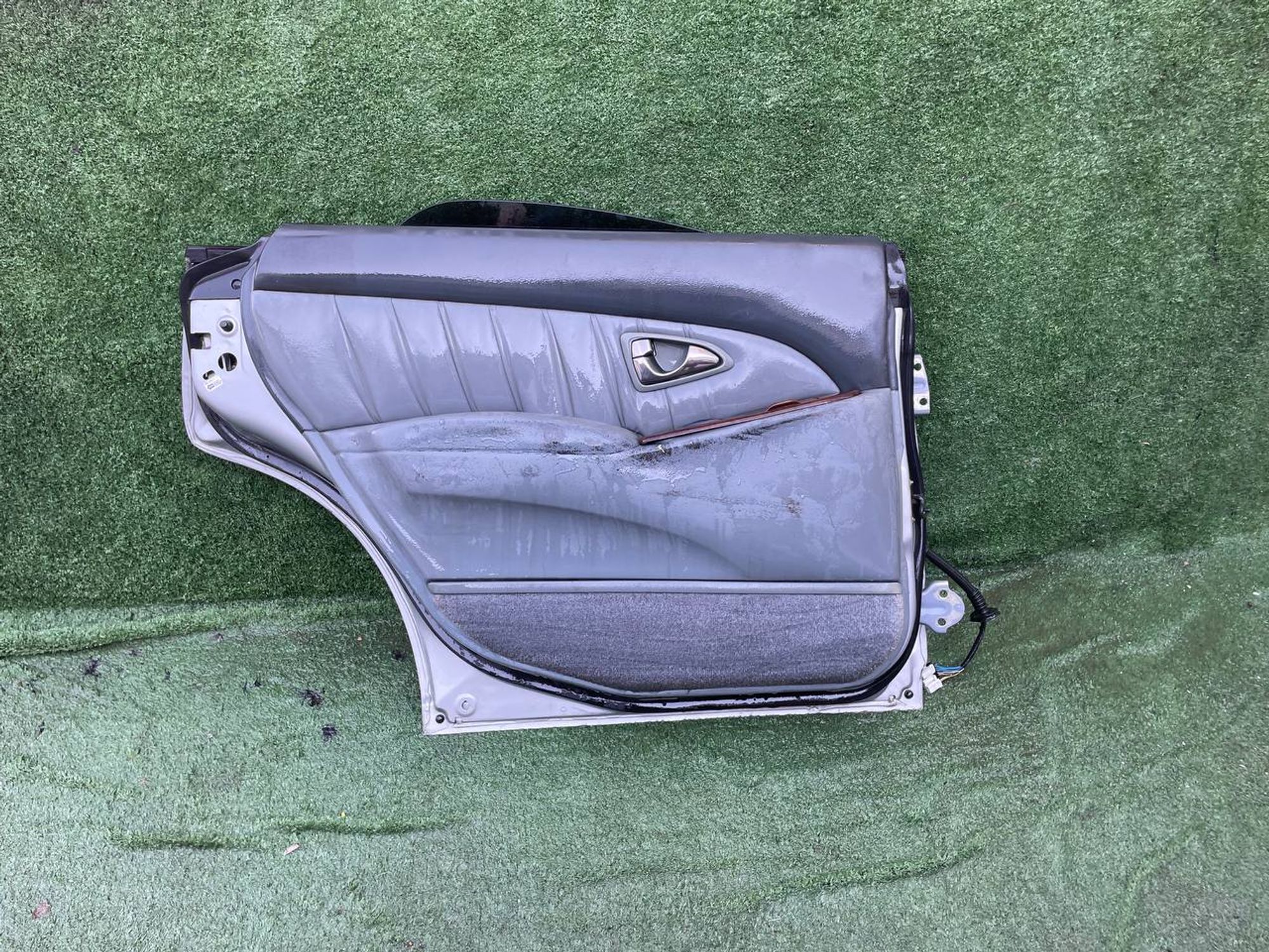 131 дверь на MITSUBISHI DIAMANTE F31A, 5500 рублей, Невинномысск