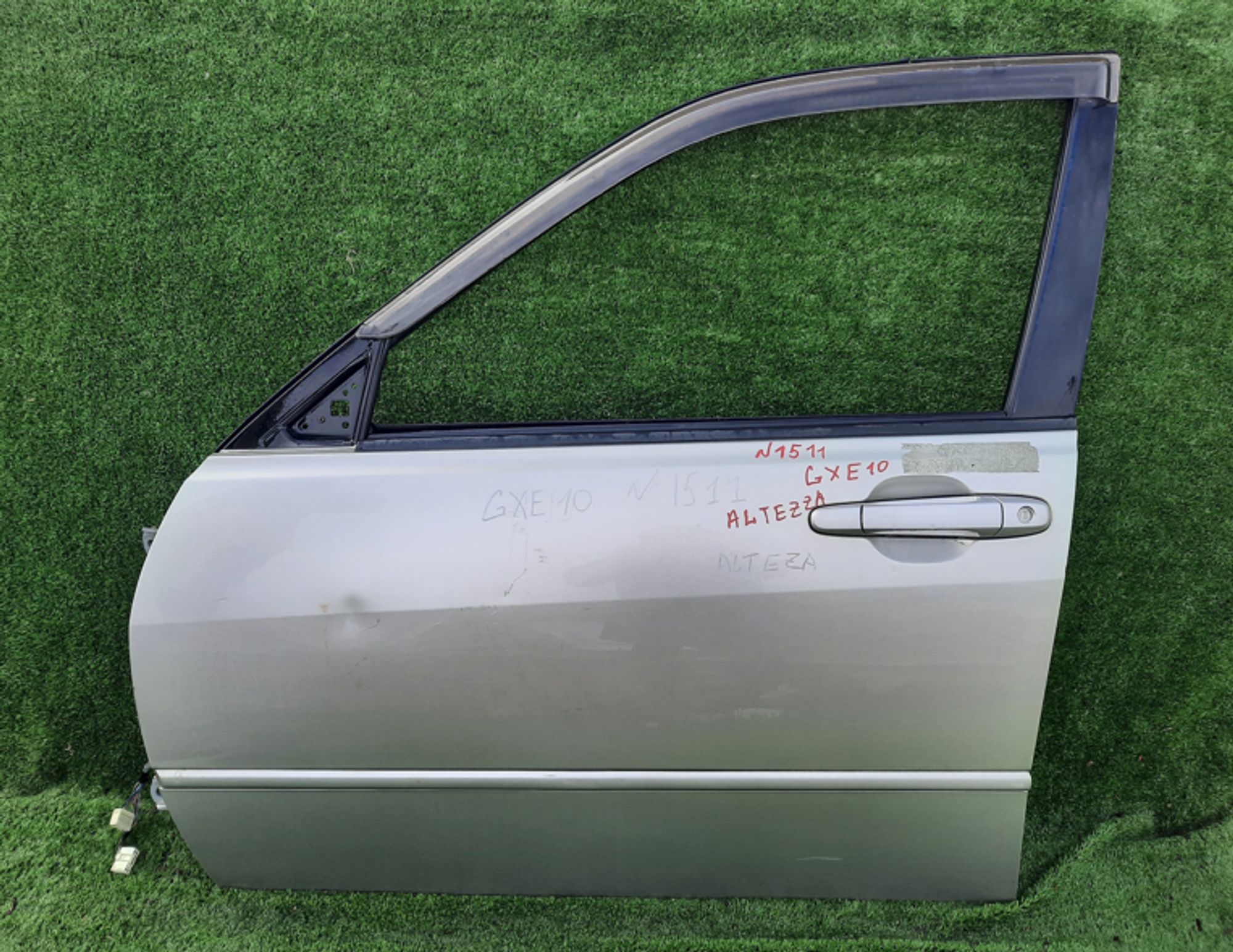 1511 дверь на TOYOTA ALTEZZA GXE10, 8500 рублей, Невинномысск