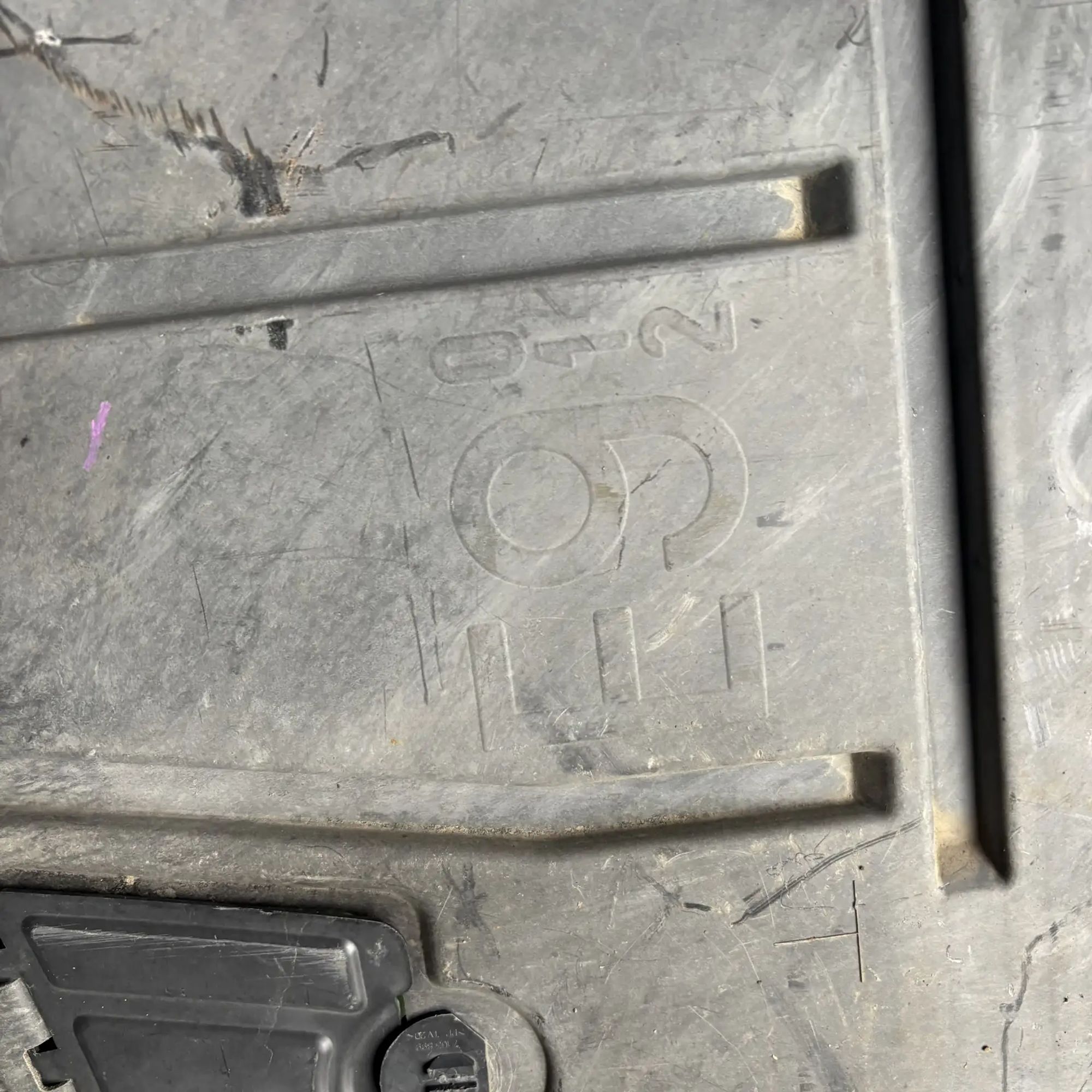 https://ycs.partsauto.market/partsauto-images/thmbs/userImages/772e461030aea93f4dbb6447c0f924d3/part/9d7a4f8a-d4d5-4385-8e44-cb213c0a3dc1_1777359840328.jpg