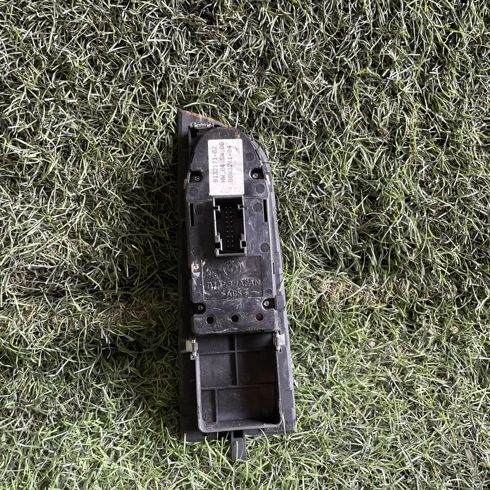https://ycs.partsauto.market/partsauto-images/thmbs/userImages/772e461030aea93f4dbb6447c0f924d3/part/9dd02358-23dd-42f2-9141-19cfe6368e37_1778676440019.jpg