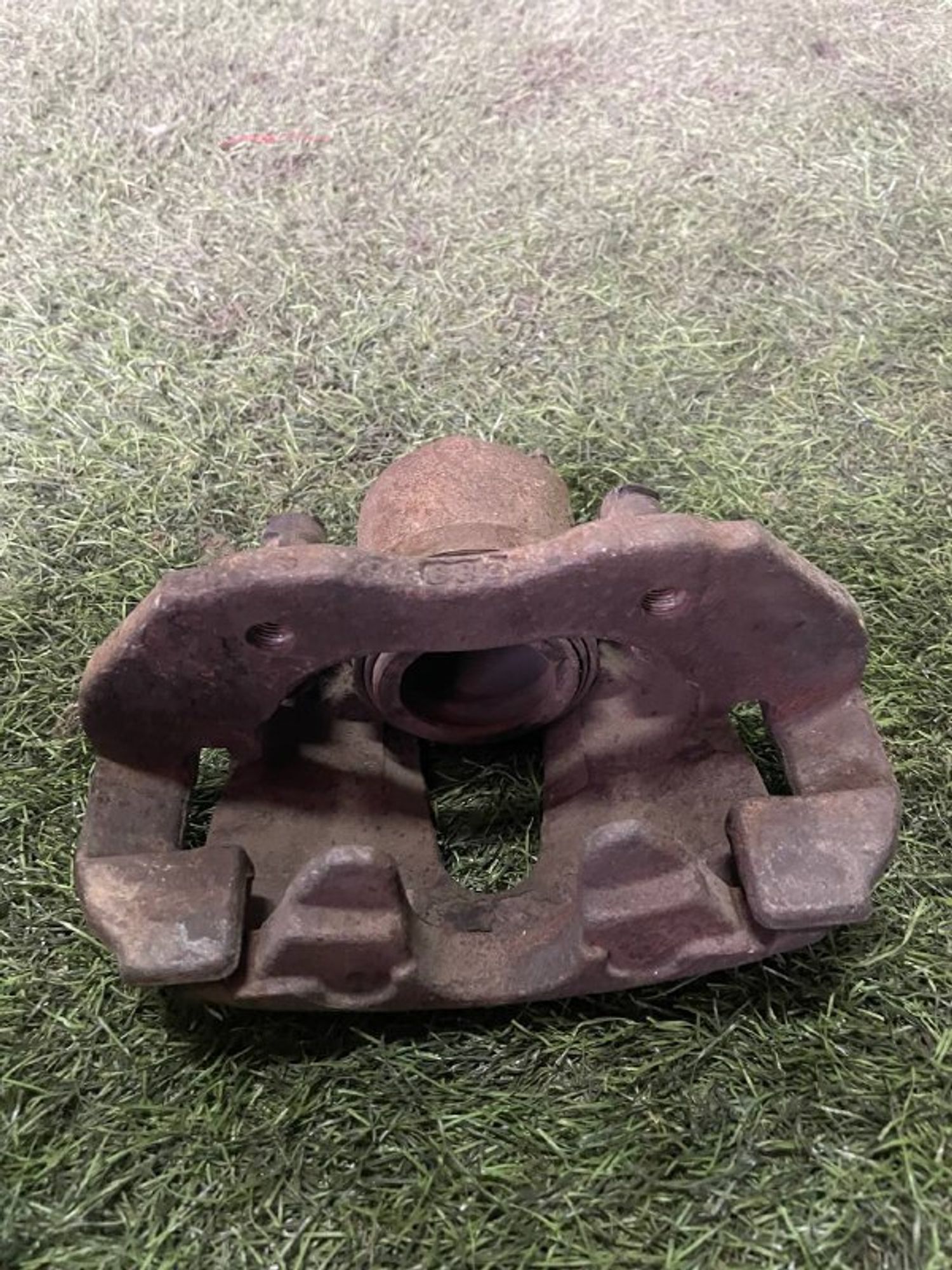 312 Суппорт тормозной передний правый MAZDA PREMACY CP8W, 3000 рублей, Невинномысск