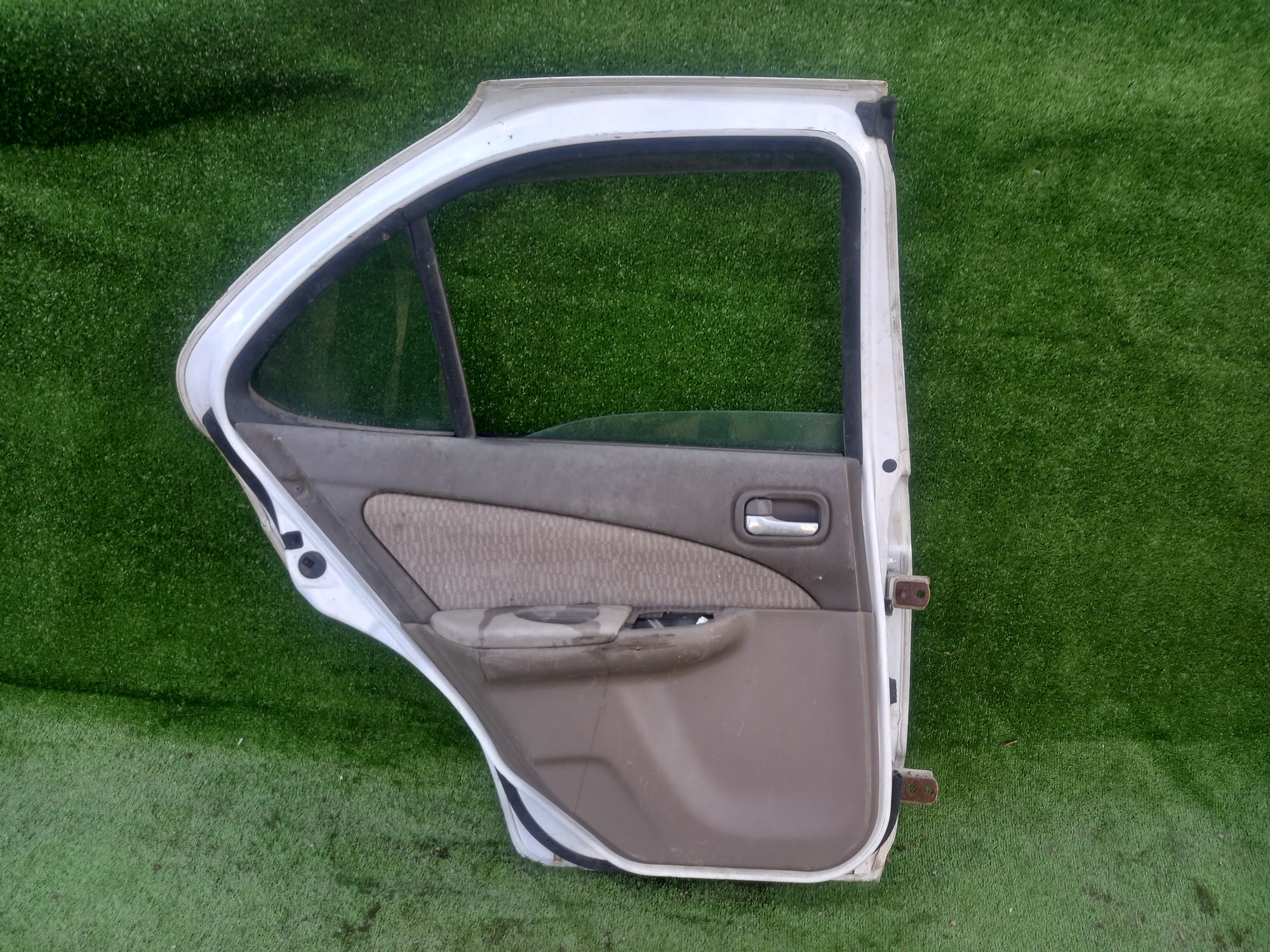 297 дверь на NISSAN SUNNY FB15, 8500 рублей, Невинномысск