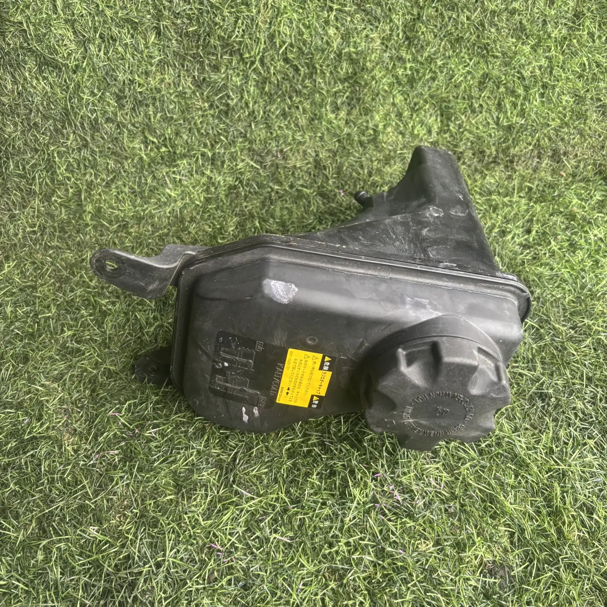 https://ycs.partsauto.market/partsauto-images/thmbs/userImages/772e461030aea93f4dbb6447c0f924d3/part/9eb19c0a-f90f-4014-8f65-e7179d115783_1776768607351.jpg