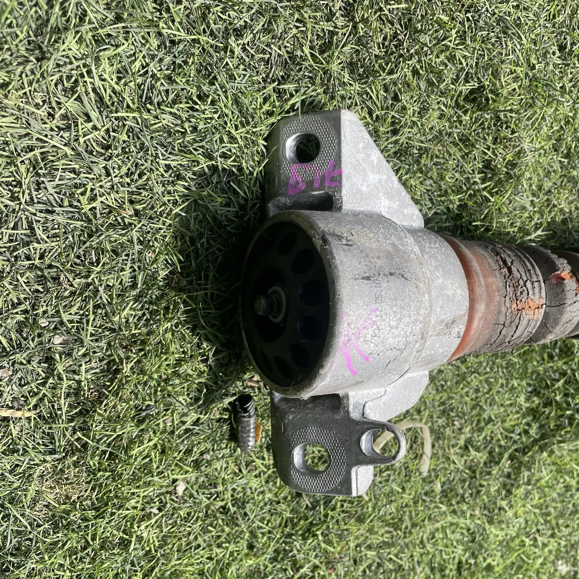 https://ycs.partsauto.market/partsauto-images/thmbs/userImages/772e461030aea93f4dbb6447c0f924d3/part/9ef48e36-6dc7-4583-b782-60d1867c67ba_1779109063377.jpg
