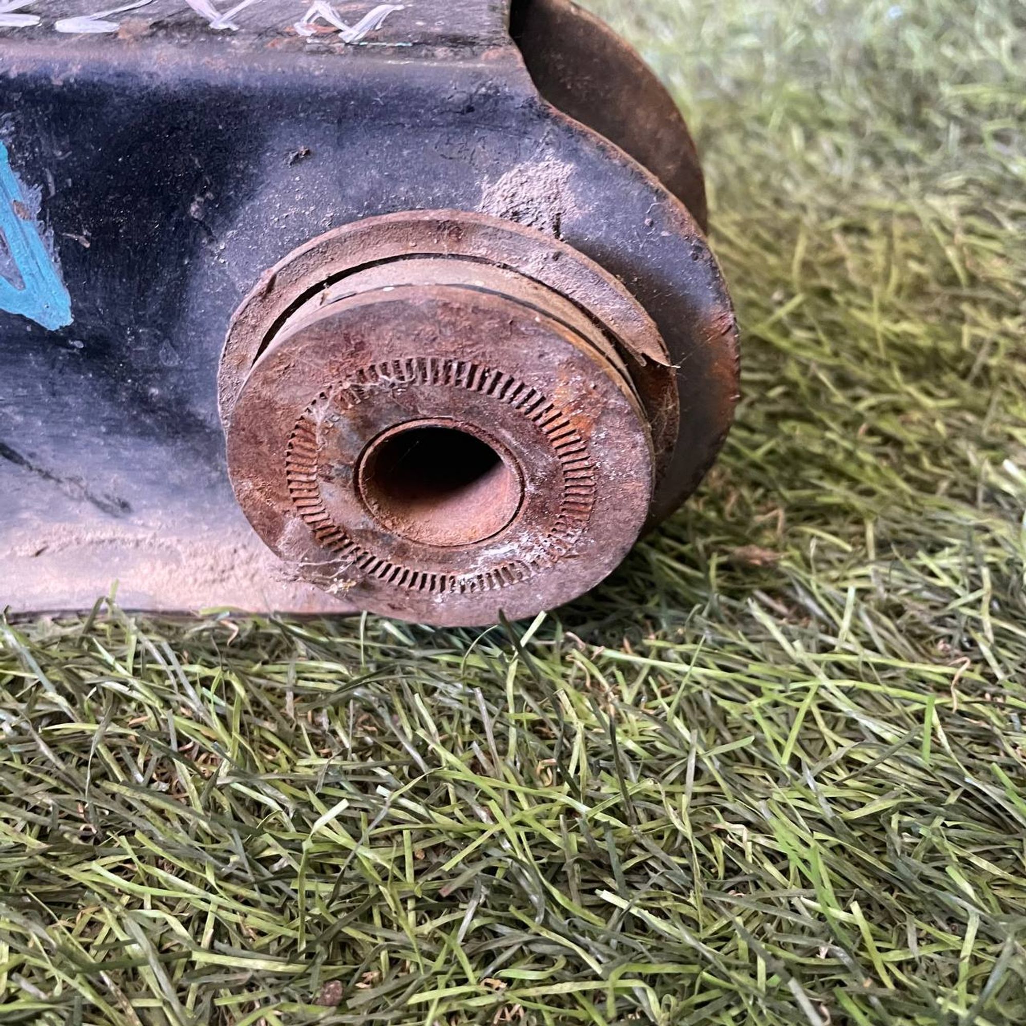 33 Рычаг передний правый нижний Mazda Bongo SS22, 2000 рублей, Невинномысск