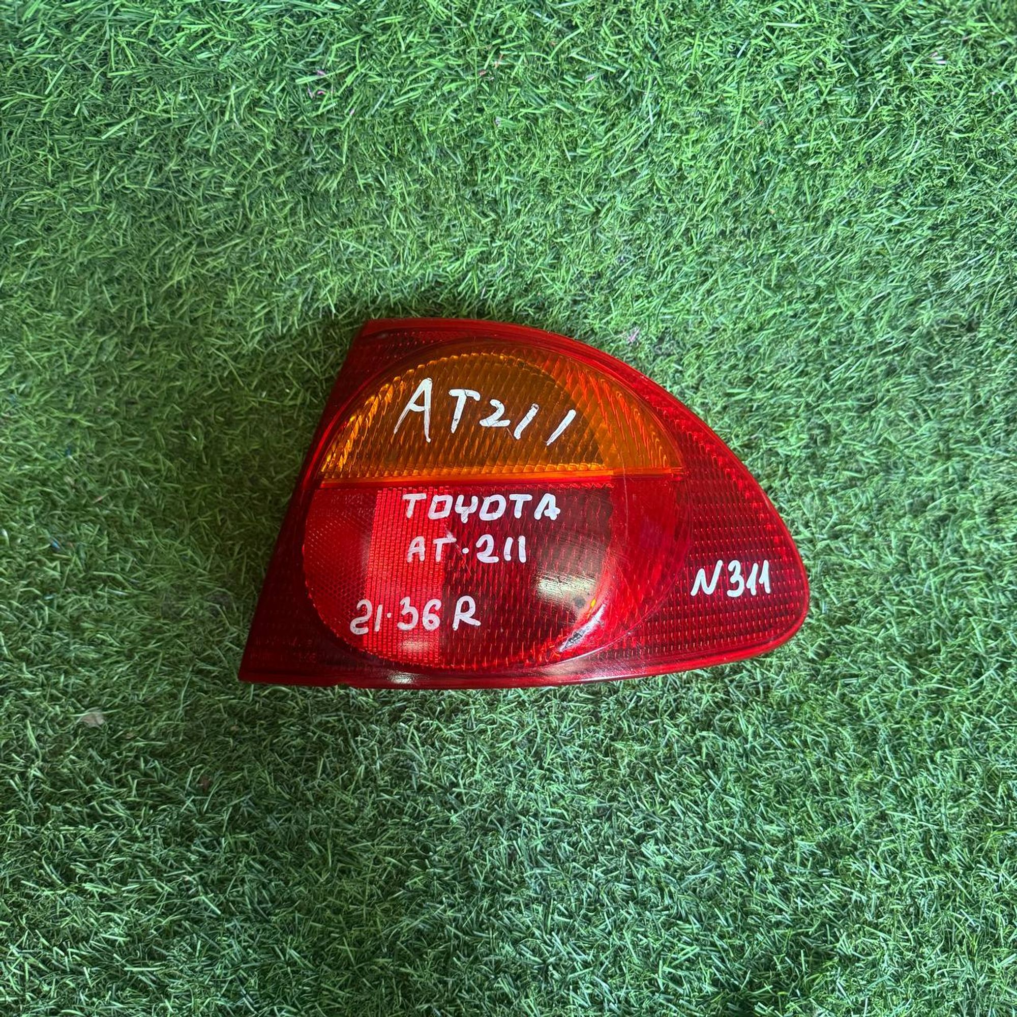 311 Фонарь задний правый TOYOTA CALDINA AT211, 1 рублей, Невинномысск