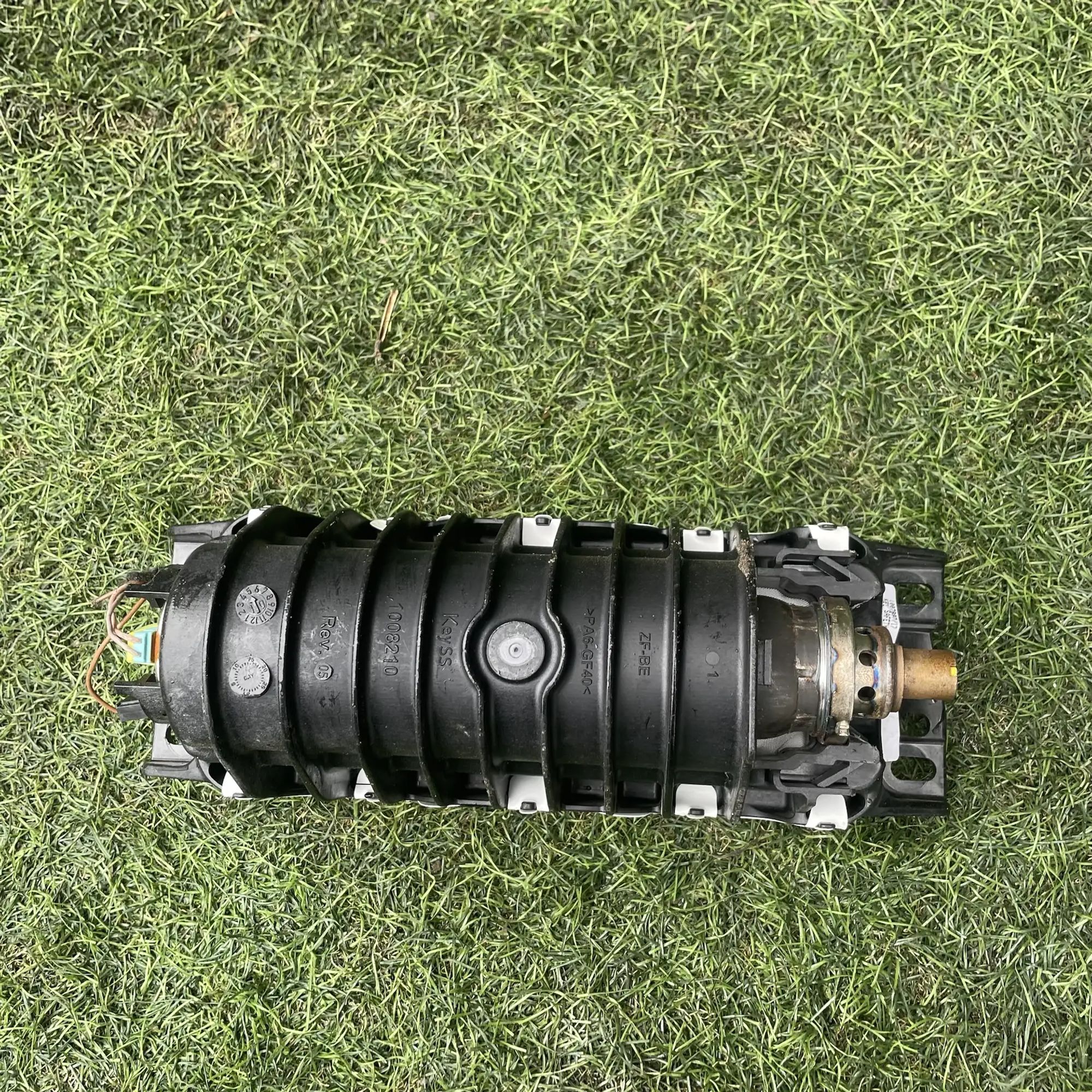 https://ycs.partsauto.market/partsauto-images/thmbs/userImages/772e461030aea93f4dbb6447c0f924d3/part/9ff0935b-a0f1-47bb-9f82-d802dcb368ac_1778929037080.jpg