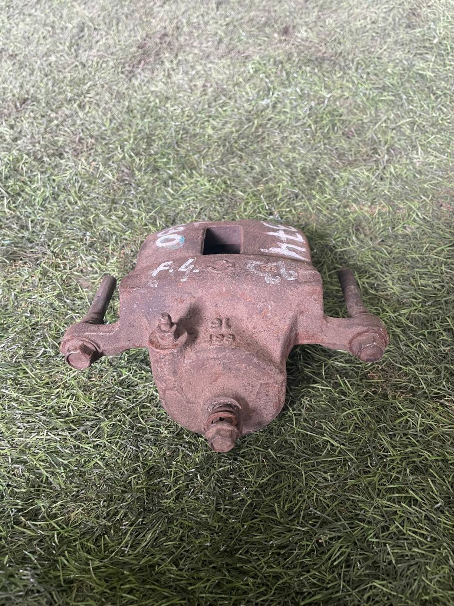 374 Суппорт тормозной передний левый NISSAN LARGO W30, 3000 рублей, Невинномысск