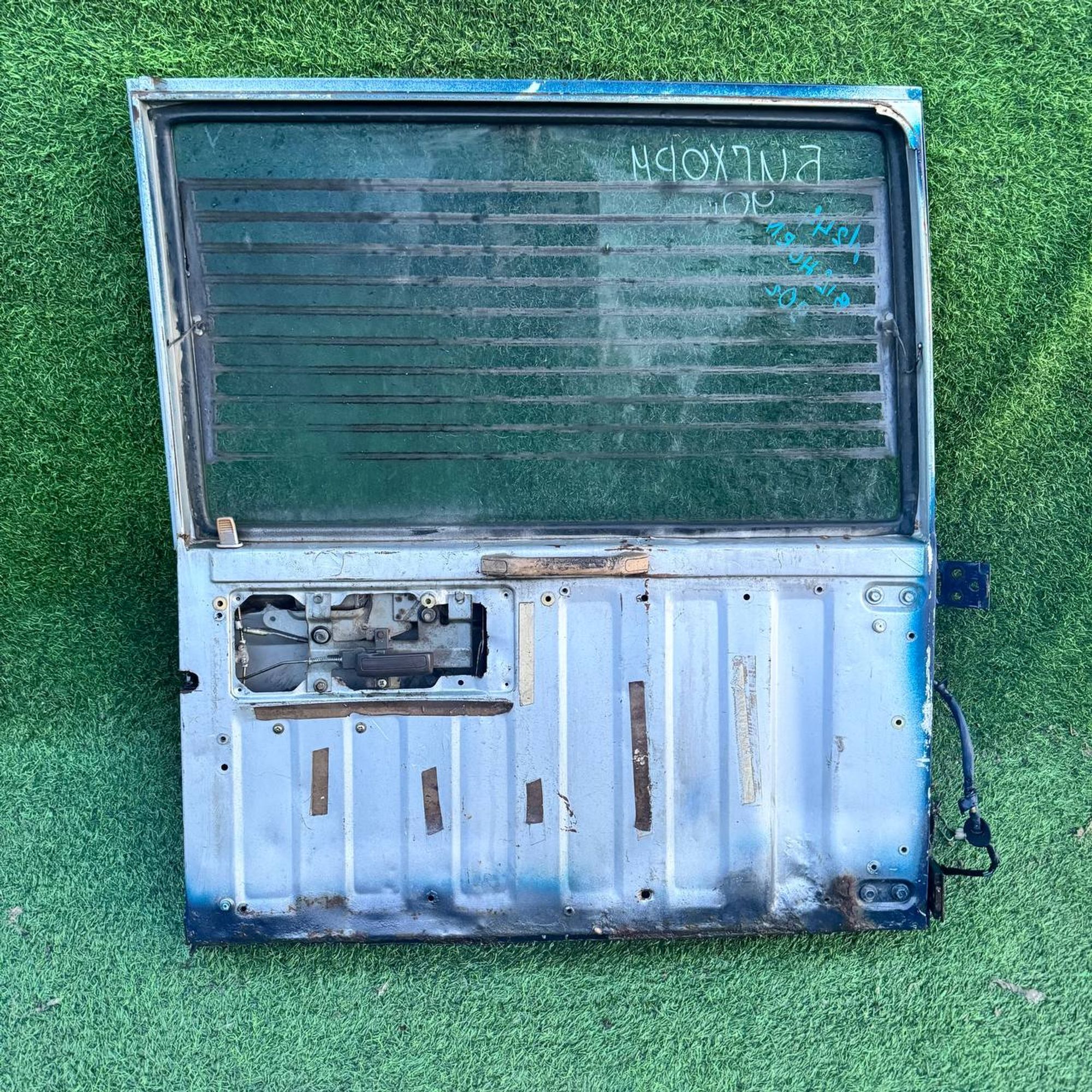 244 дверь багажника на ISUZU BIGHORN 90г, 7500 рублей, Невинномысск