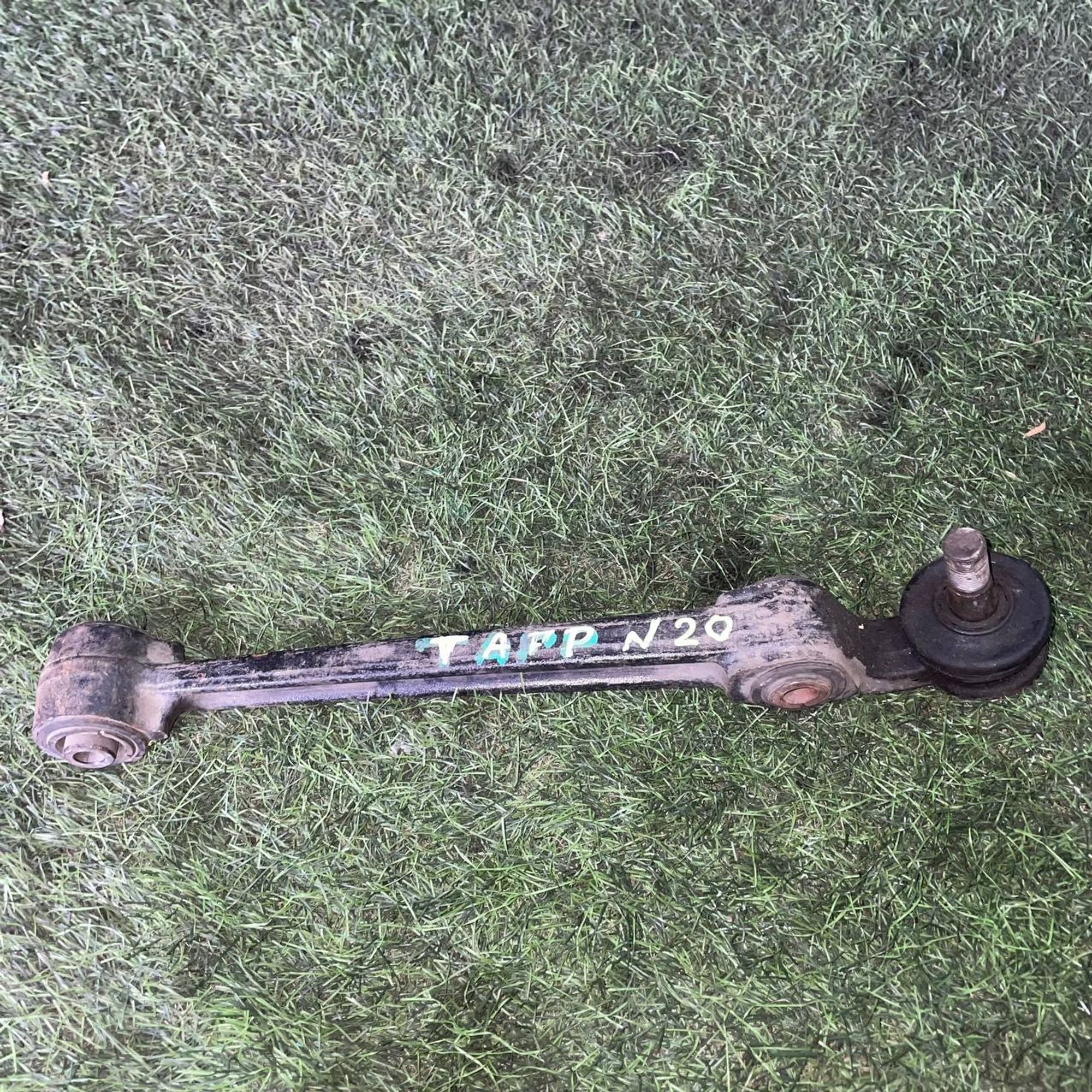 20 Рычаг задний левый нижний Mazda Millenia TAFP, 5000 рублей, Невинномысск