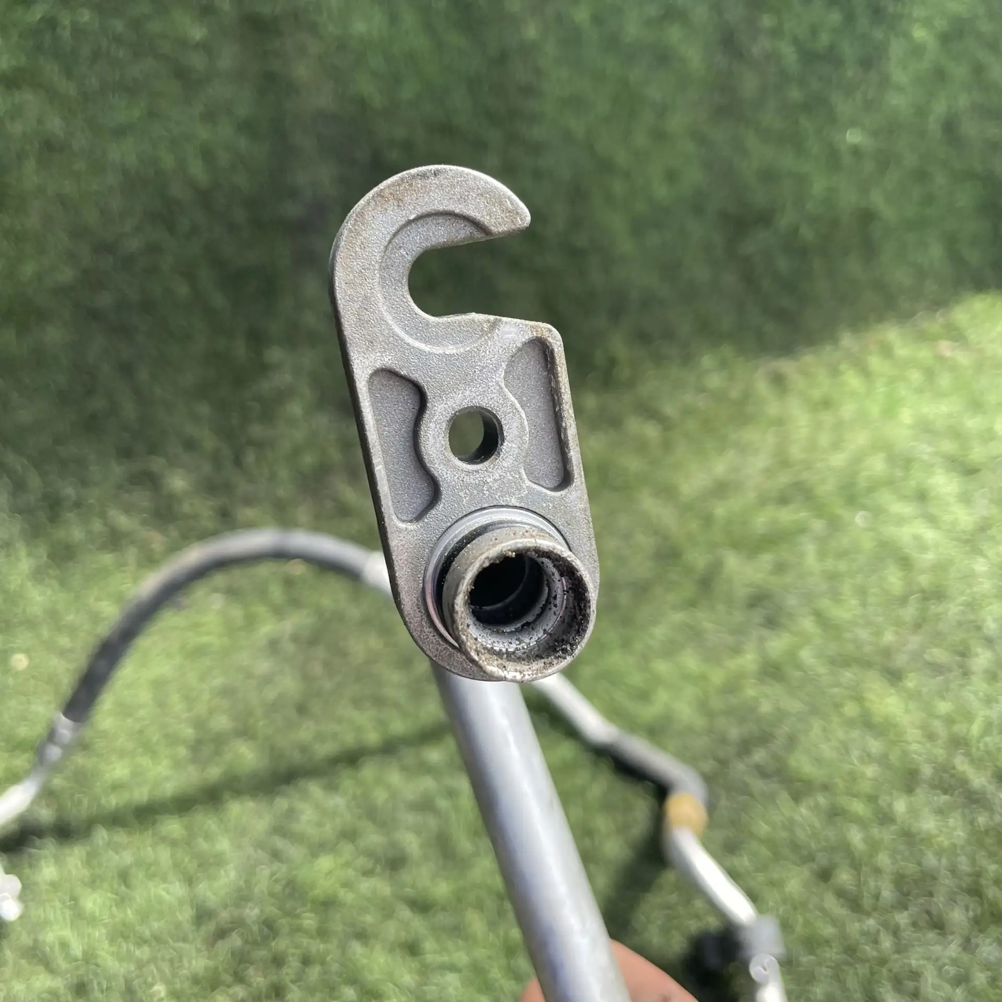 https://ycs.partsauto.market/partsauto-images/thmbs/userImages/772e461030aea93f4dbb6447c0f924d3/part/a10d1fcc-cae0-495e-80a3-42ad88b2aad8_1776508043169.jpg
