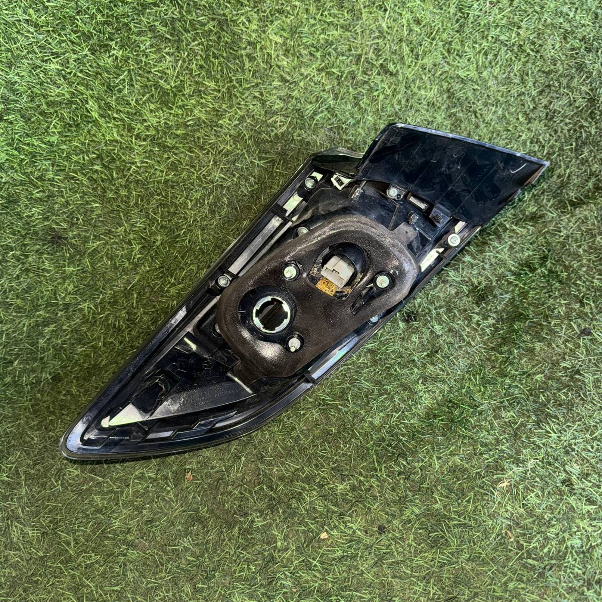 1515 Фонарь задний правый MAZDA AXELA BL5FW, 3500 рублей, Невинномысск