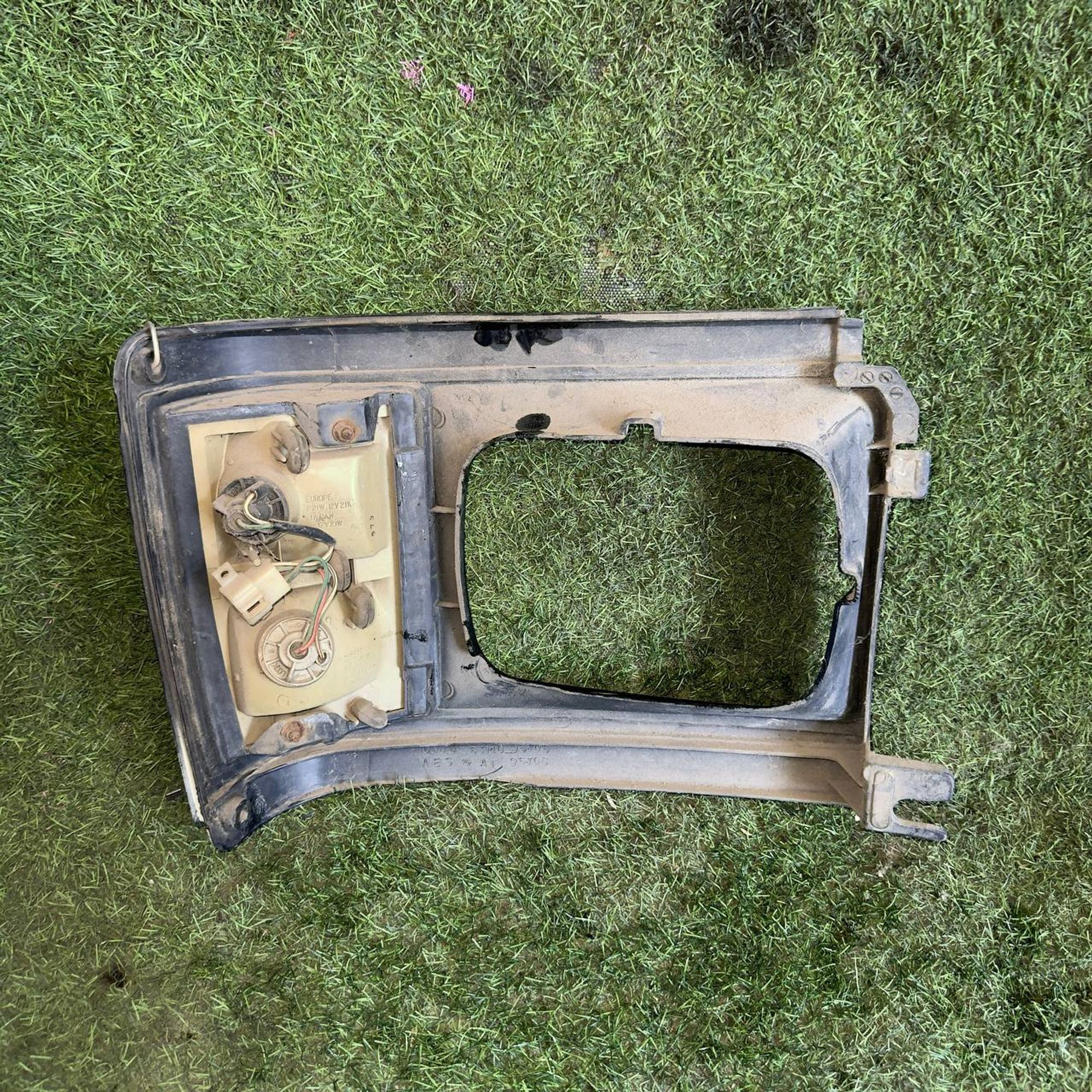 311 Фонарь габаритный левый TOYOTA HIACE LH61, 3500 рублей, Невинномысск