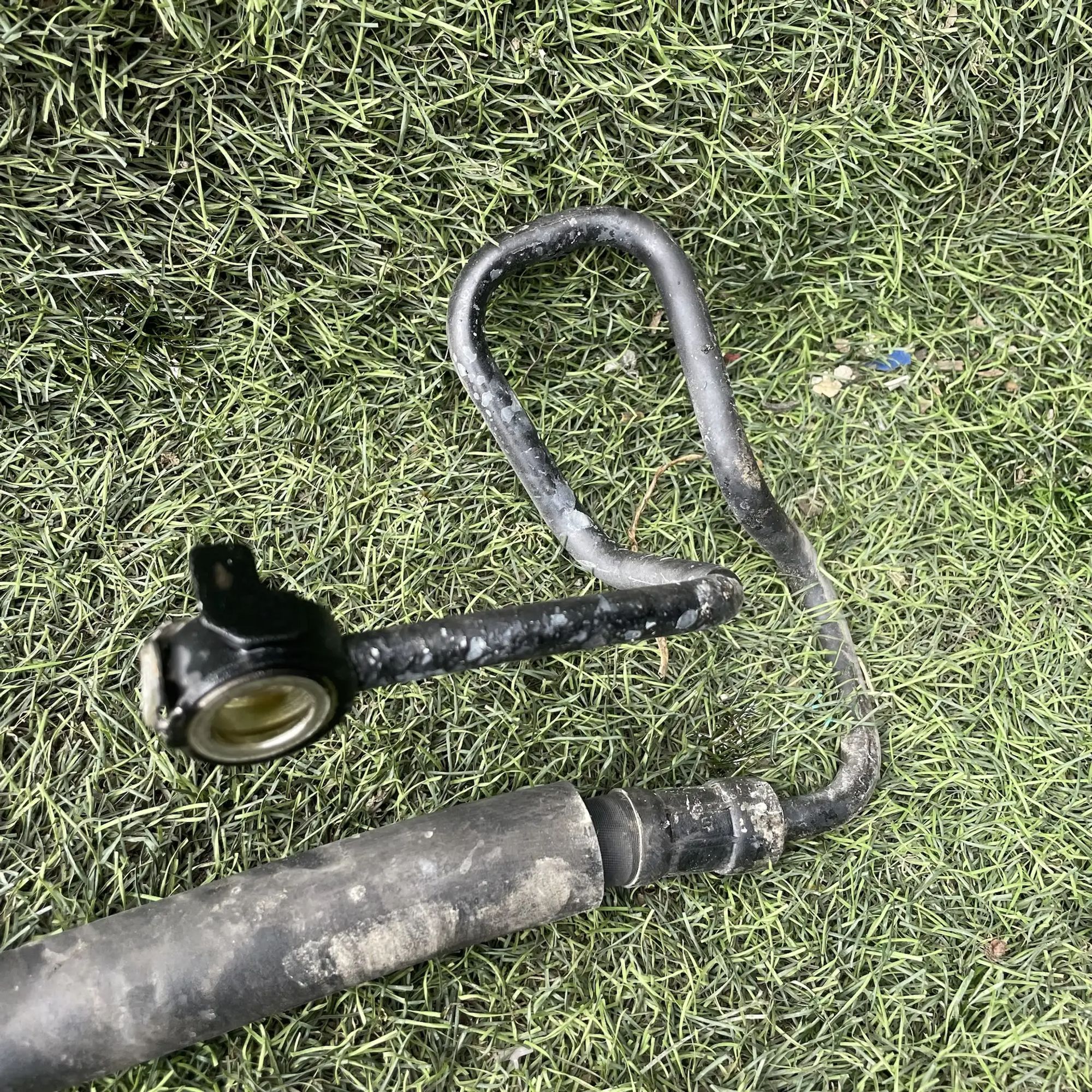 https://ycs.partsauto.market/partsauto-images/thmbs/userImages/772e461030aea93f4dbb6447c0f924d3/part/a2a1fac9-a900-4353-9095-95c18a481aa7_1779199660415.jpg