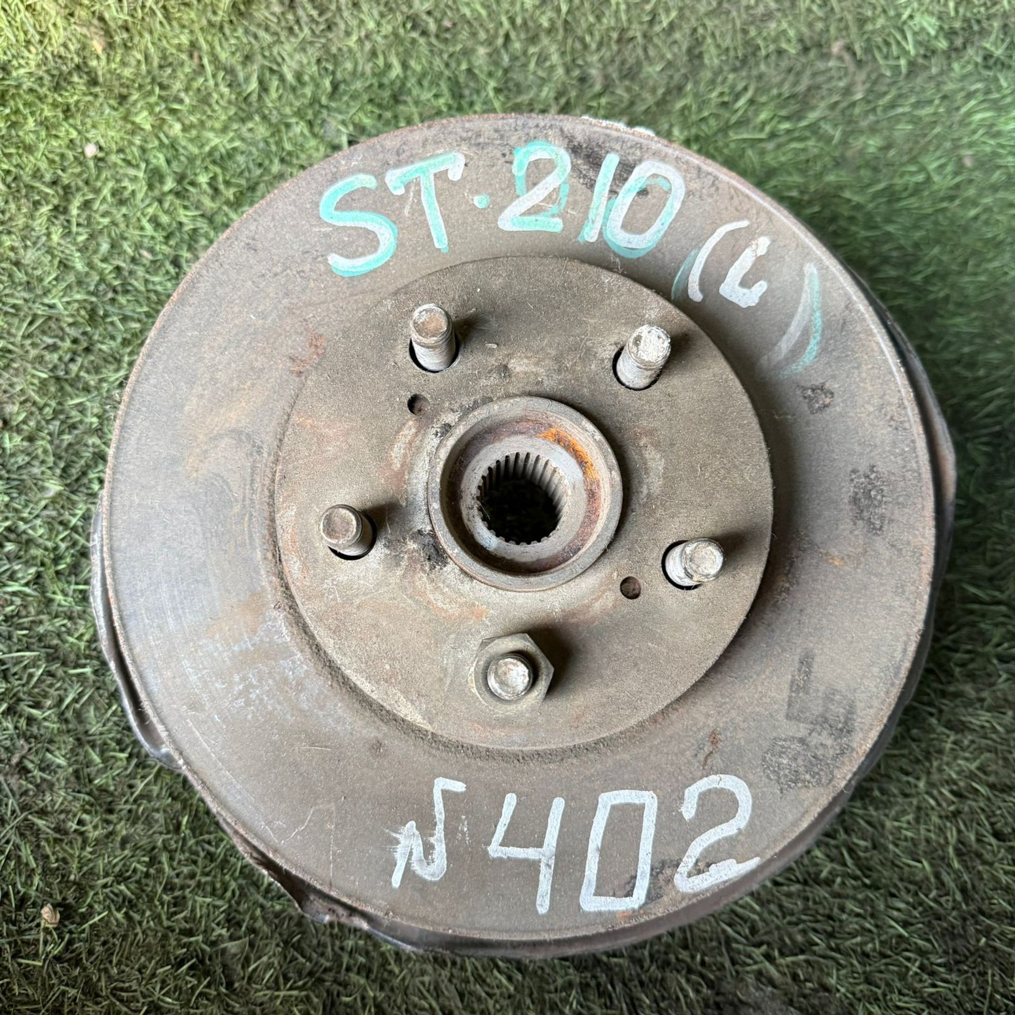 402 Ступица передняя левая TOYOTA CARINA ST210, 6500 рублей, Невинномысск