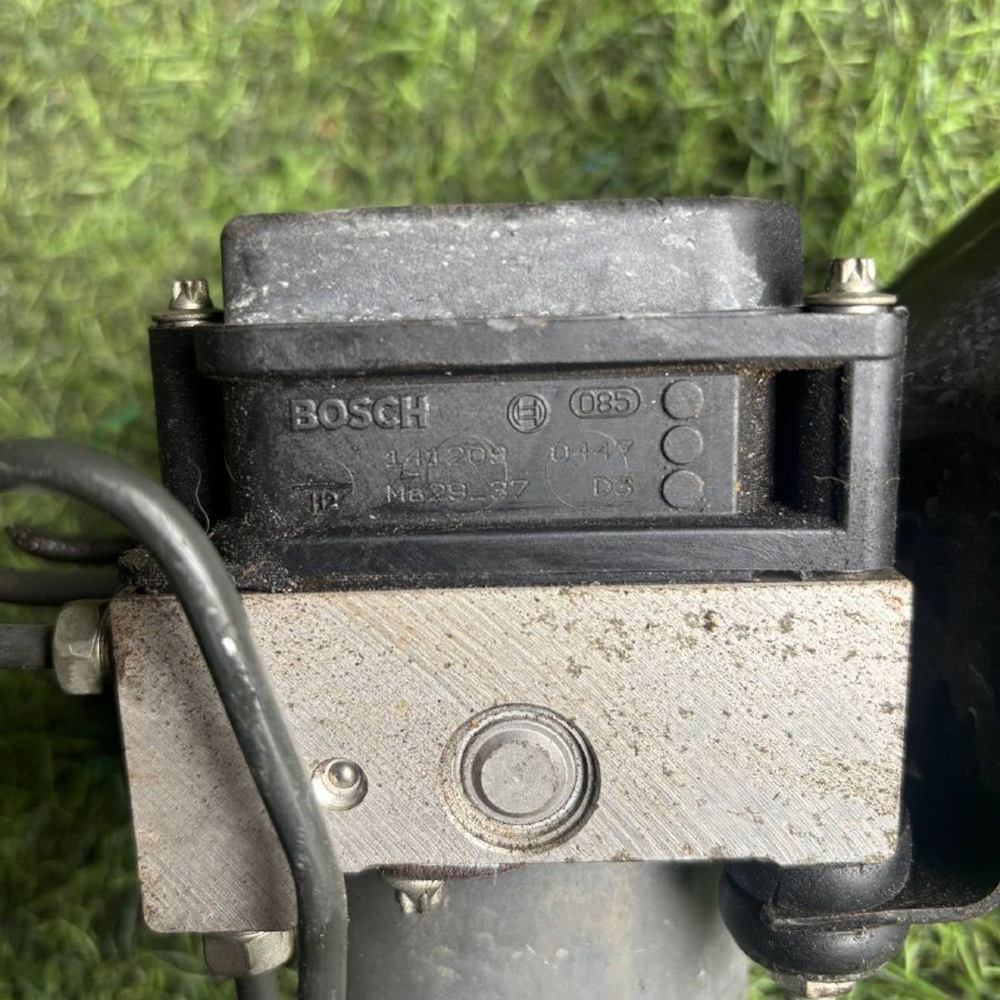 https://ycs.partsauto.market/partsauto-images/thmbs/userImages/772e461030aea93f4dbb6447c0f924d3/part/a2cb20eb-bcf0-4f86-ae4b-af6f65579392_1773837759386.jpg